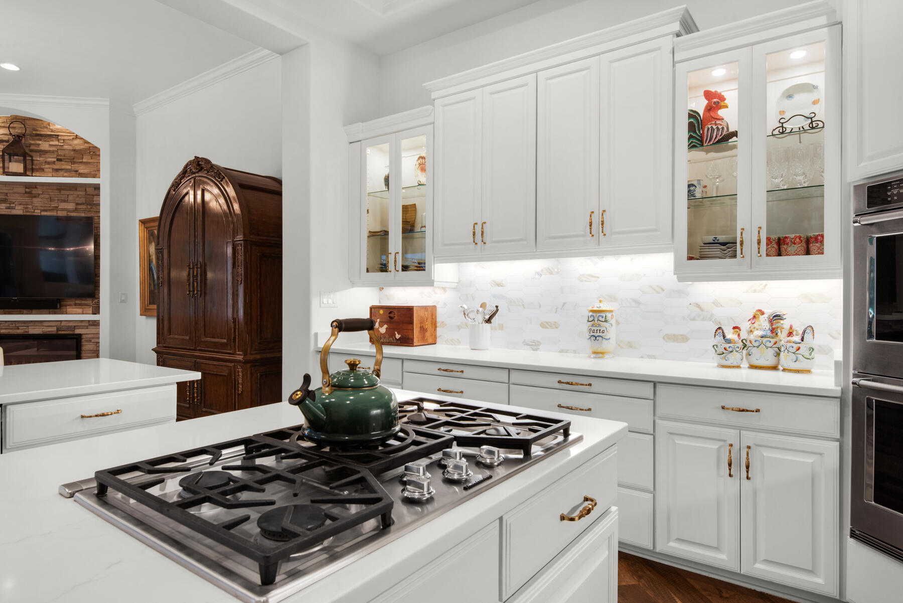 REGATTA BAY - Residential