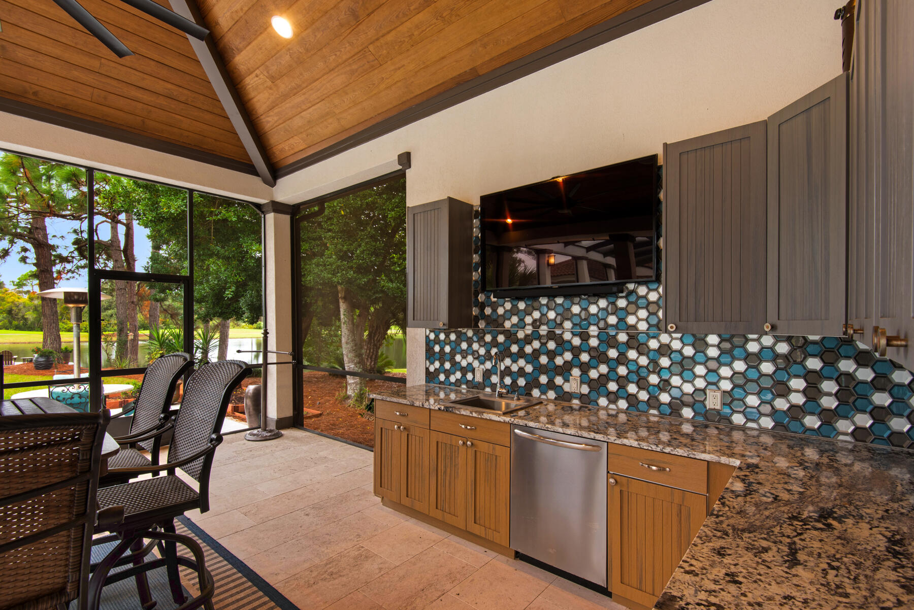 REGATTA BAY - Residential