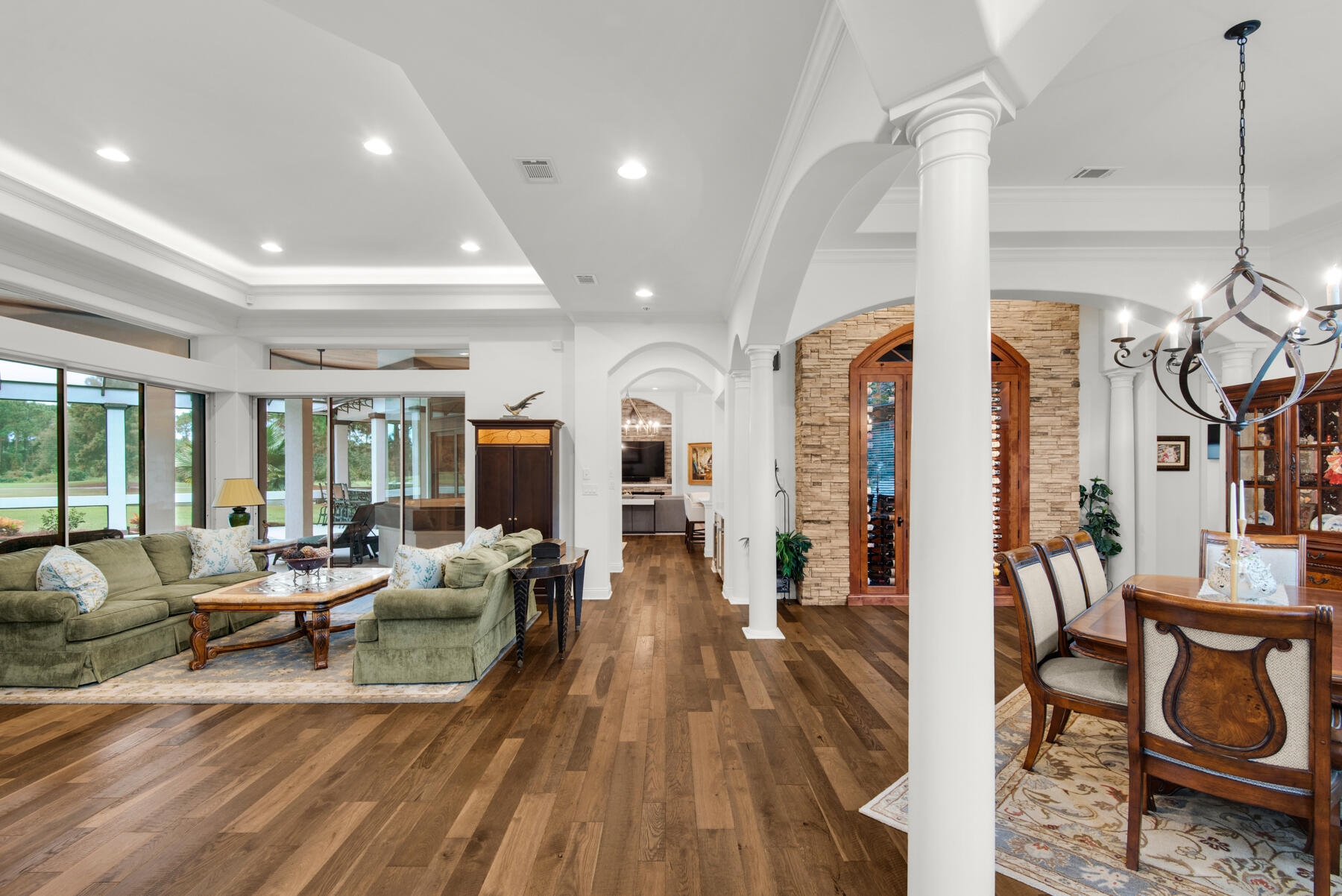 REGATTA BAY - Residential