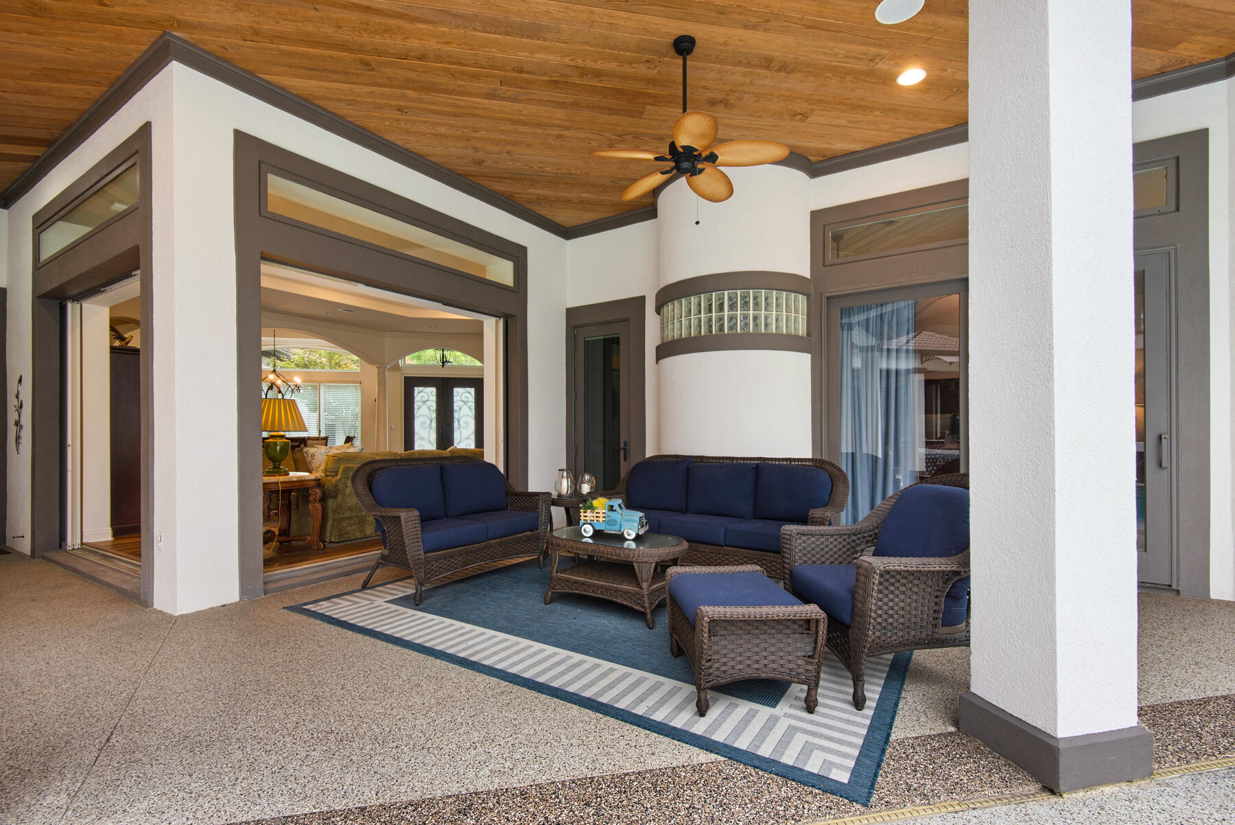 REGATTA BAY - Residential