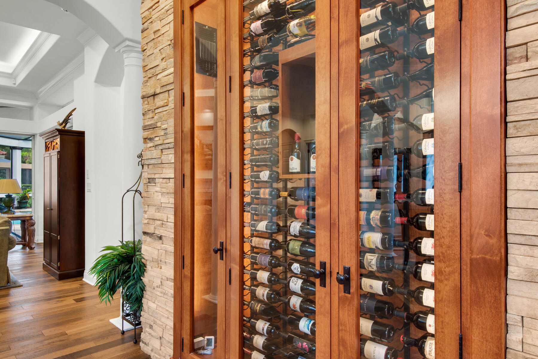 REGATTA BAY - Residential