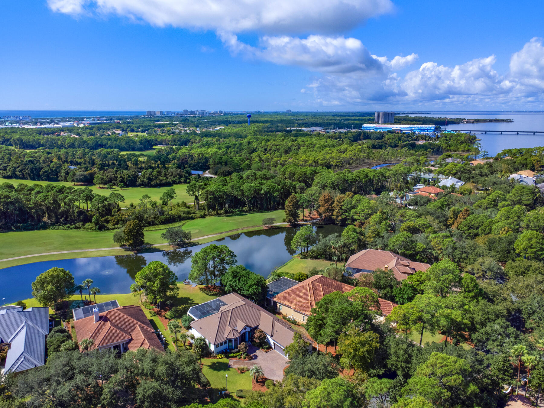 REGATTA BAY - Residential