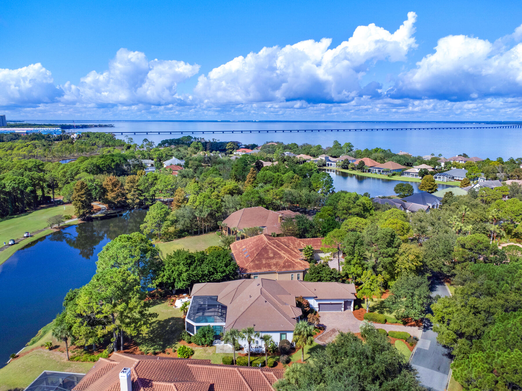 REGATTA BAY - Residential