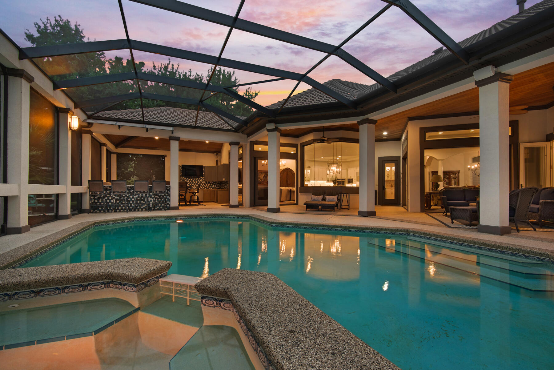 REGATTA BAY - Residential