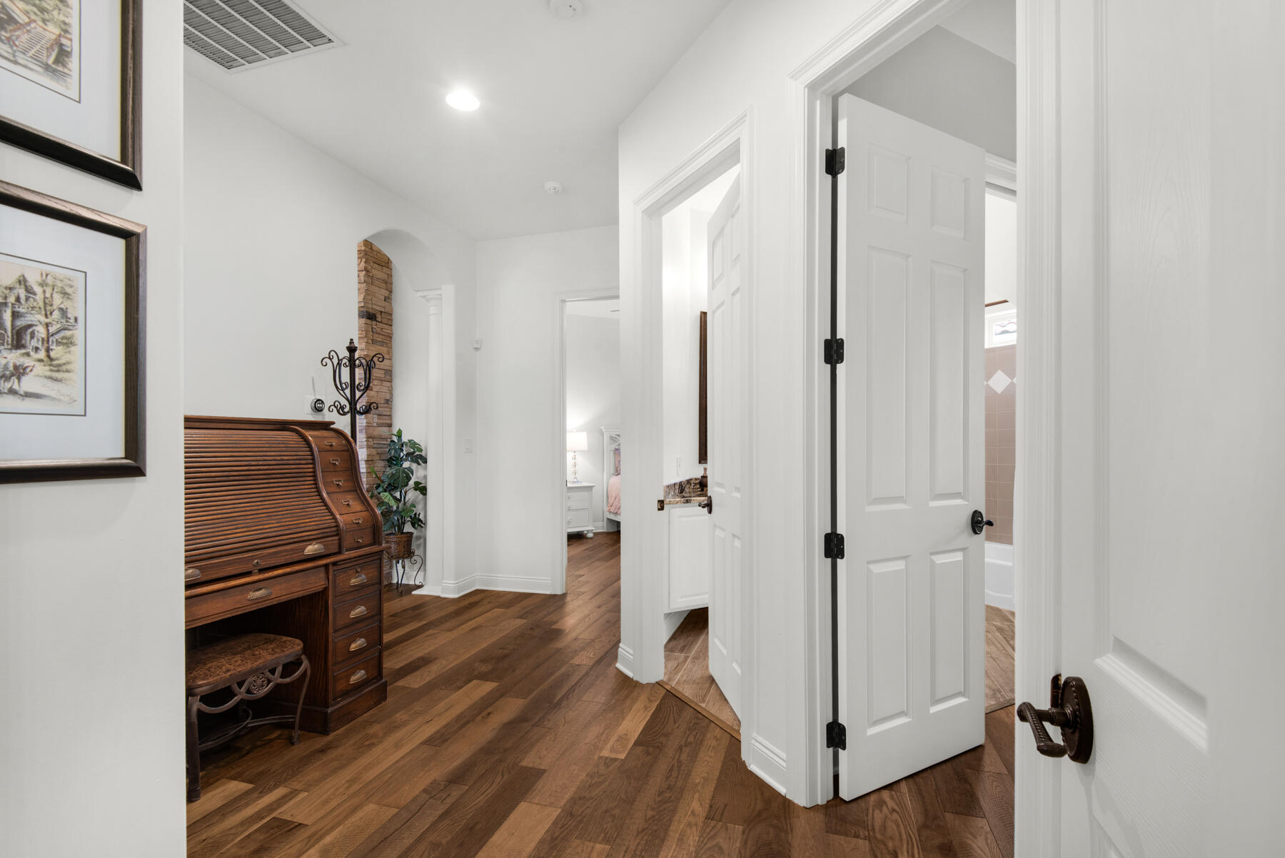 REGATTA BAY - Residential