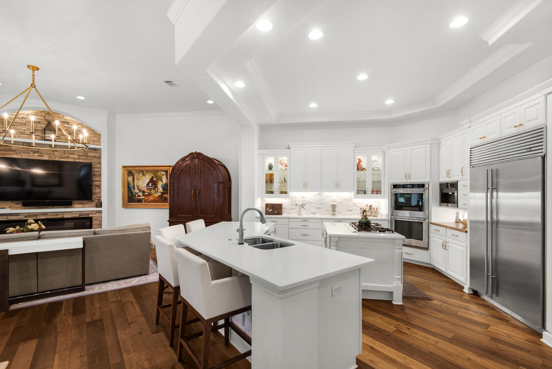 REGATTA BAY - Residential