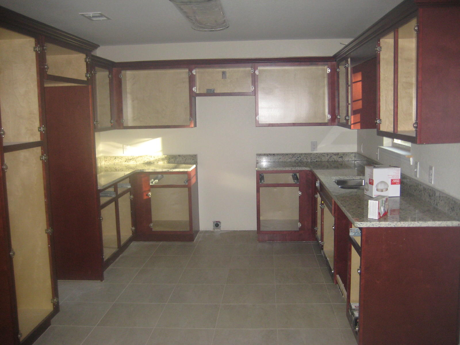 CRESTVIEW MANOR - Residential