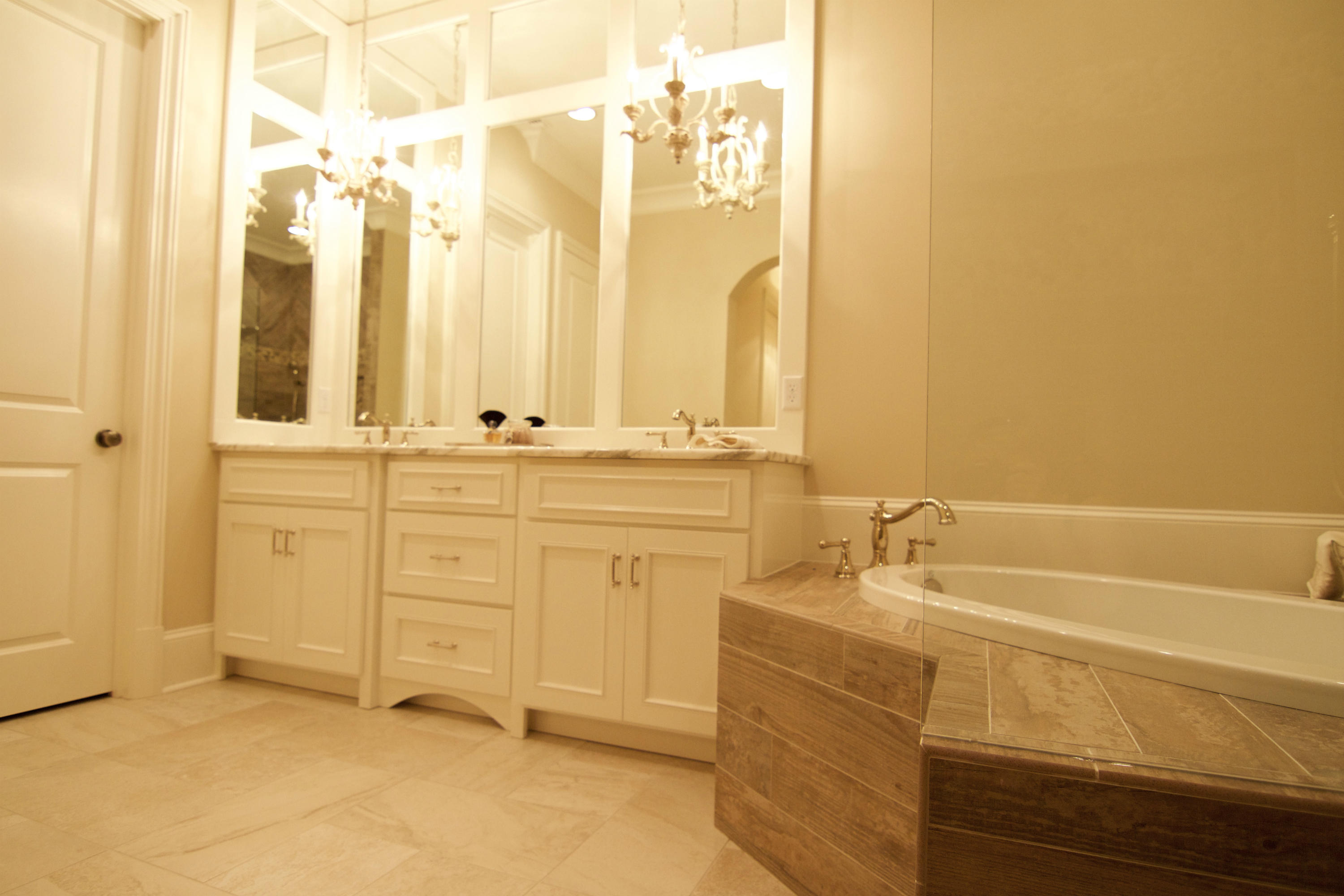 REGATTA BAY GOLF VILLAS - Residential