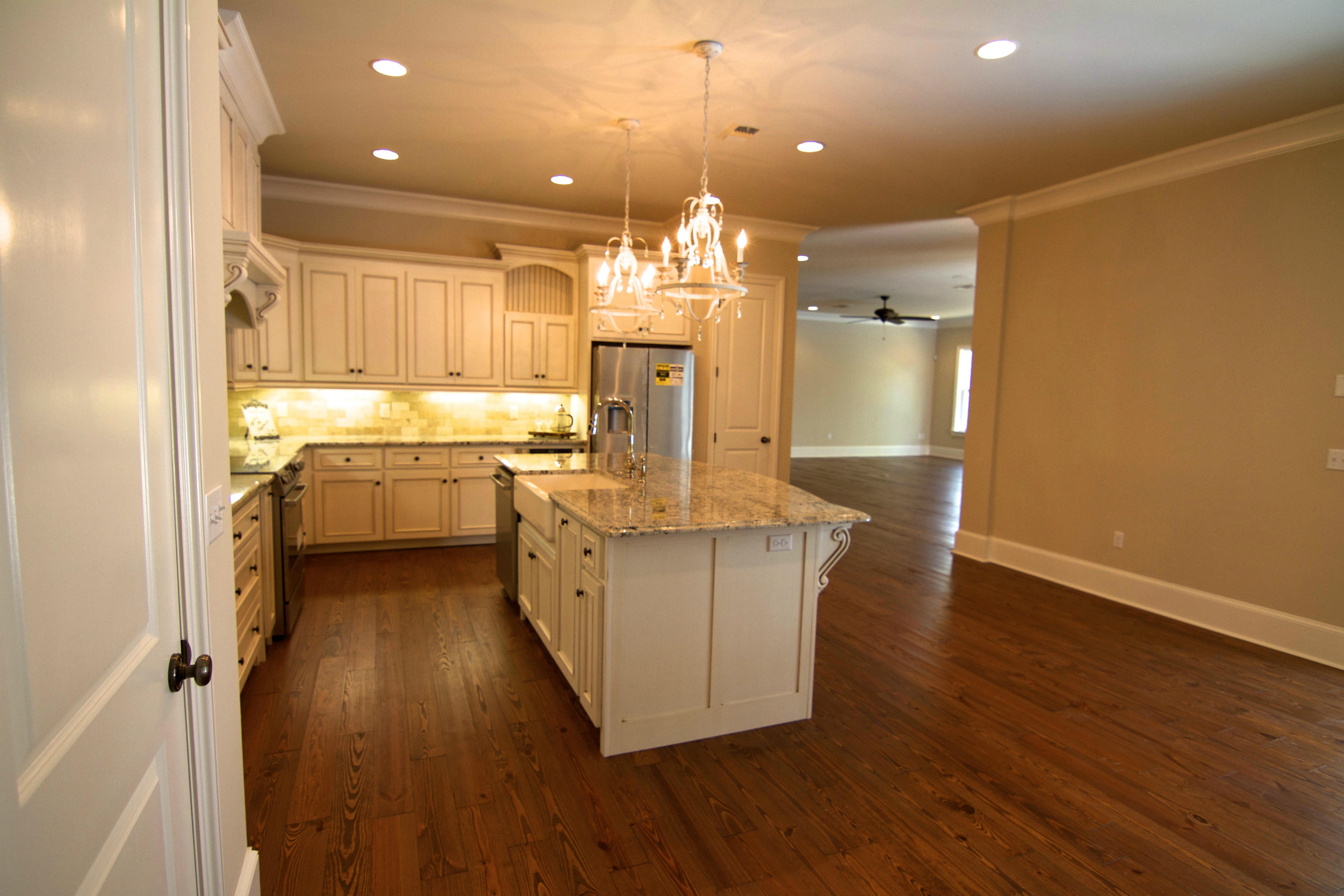 REGATTA BAY GOLF VILLAS - Residential