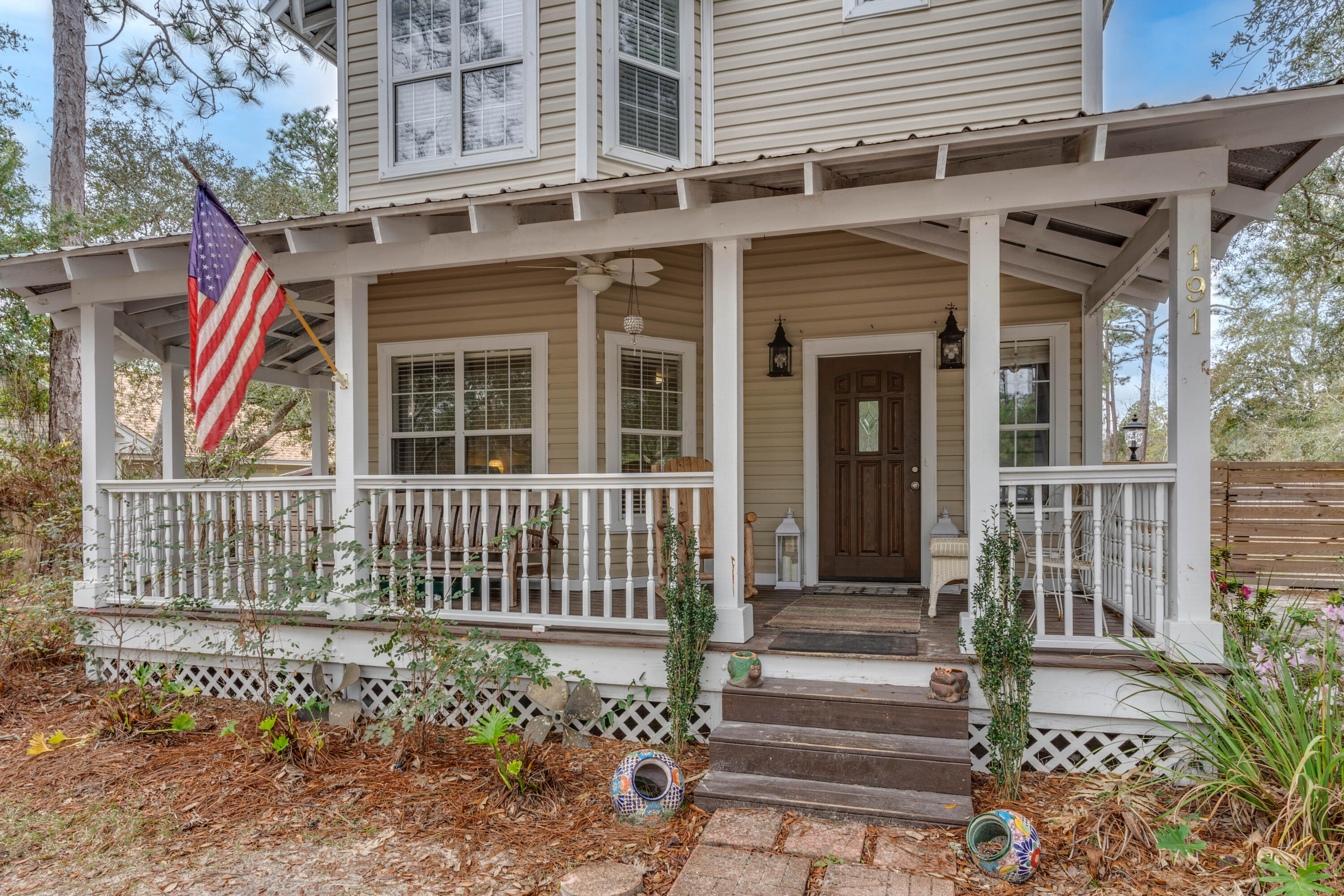 BAY PINE SHORES - Residential