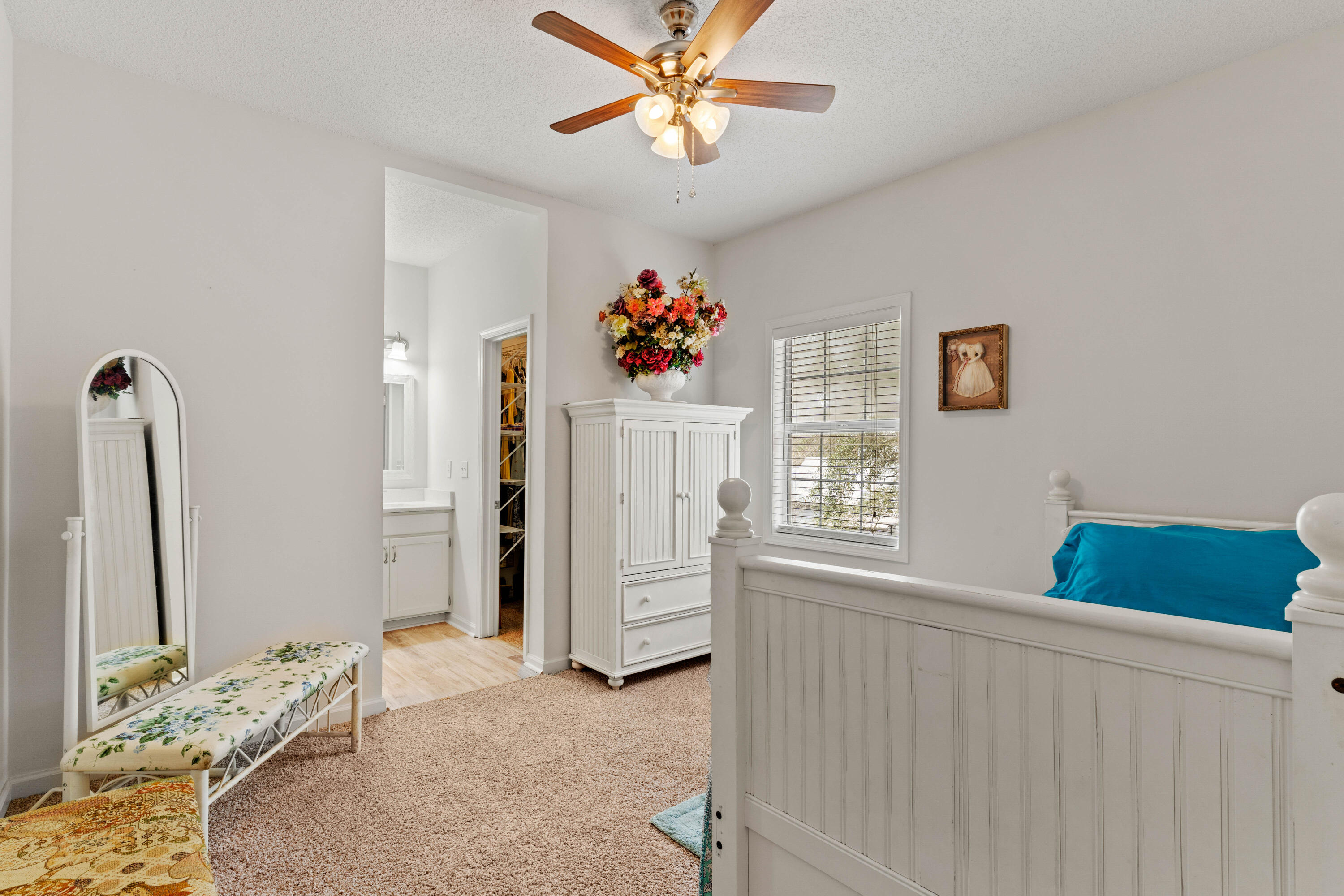 BAY PINE SHORES - Residential