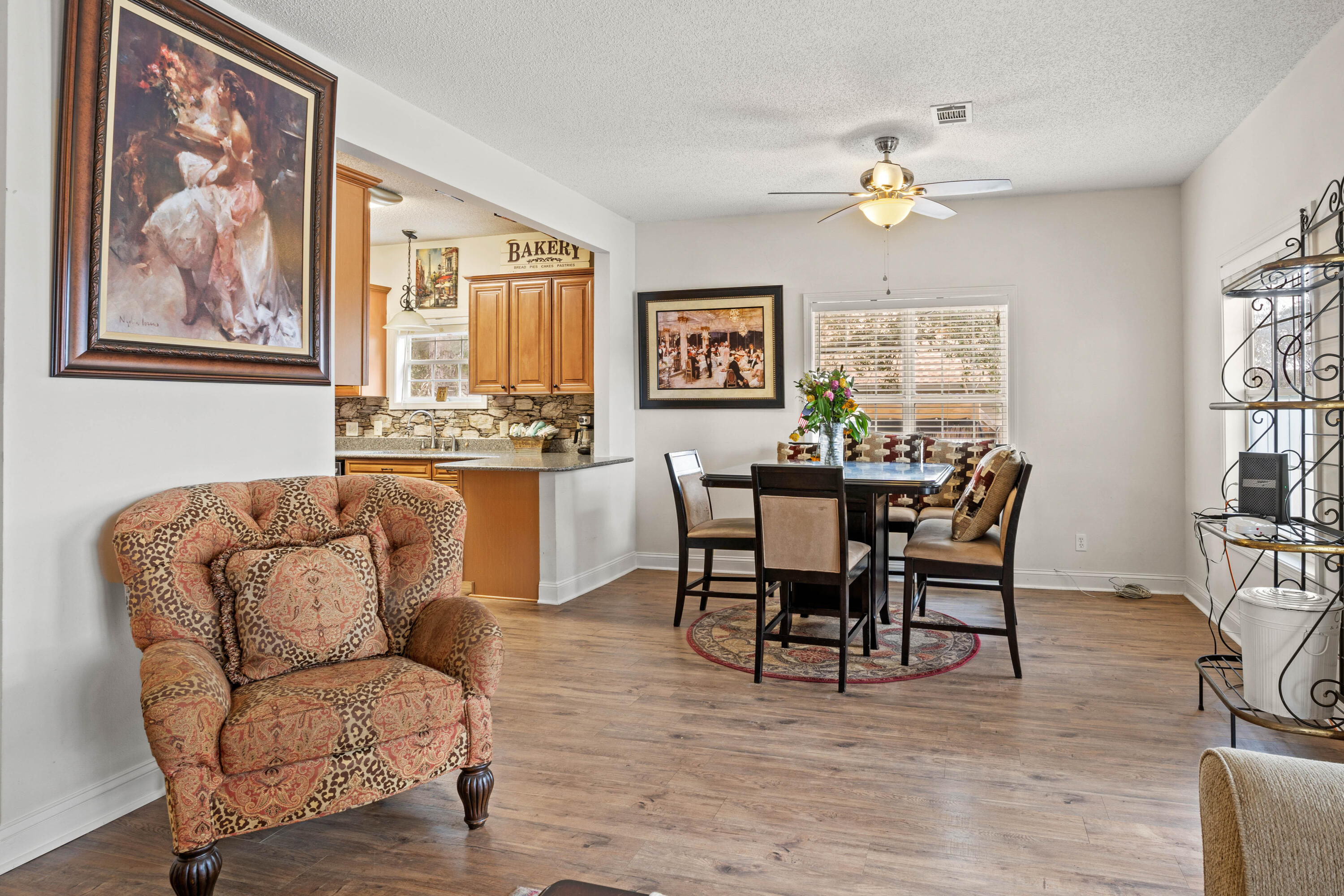 BAY PINE SHORES - Residential