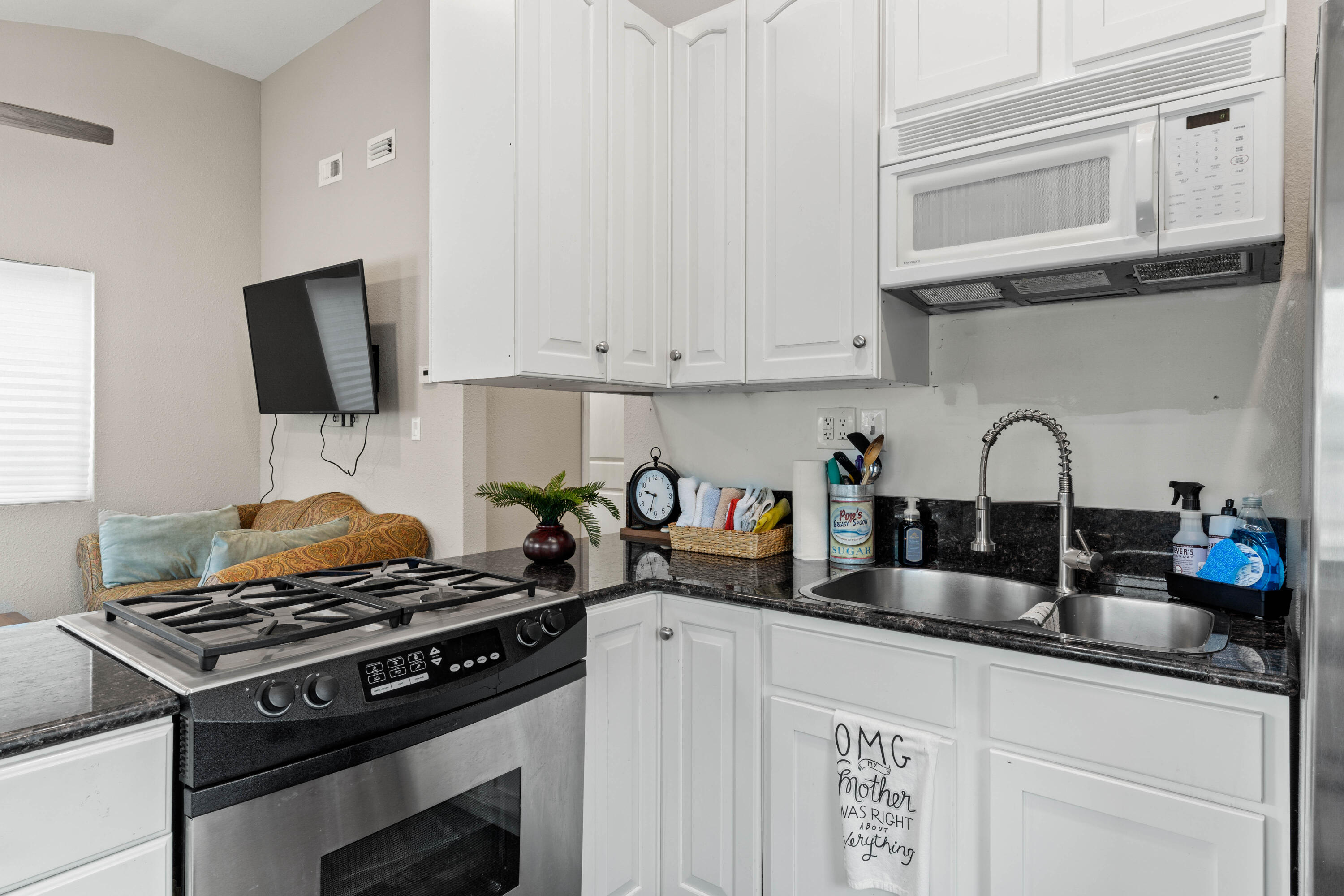 BAY PINE SHORES - Residential