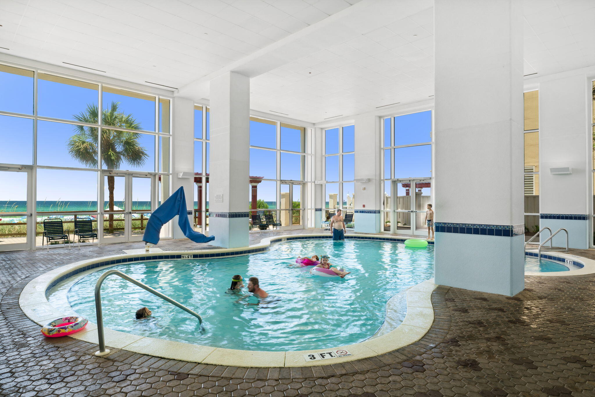 MAJESTIC BEACH TOWERS I - Residential