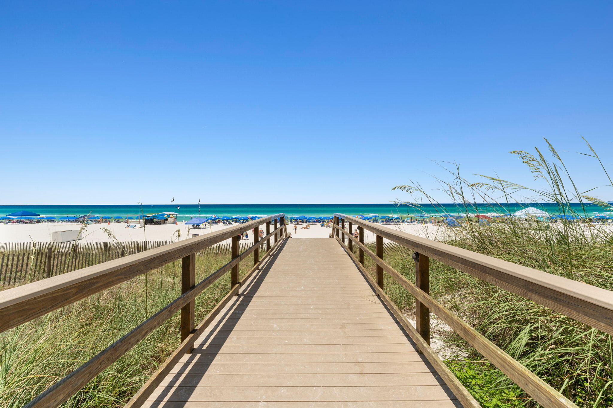 MAJESTIC BEACH TOWERS I - Residential