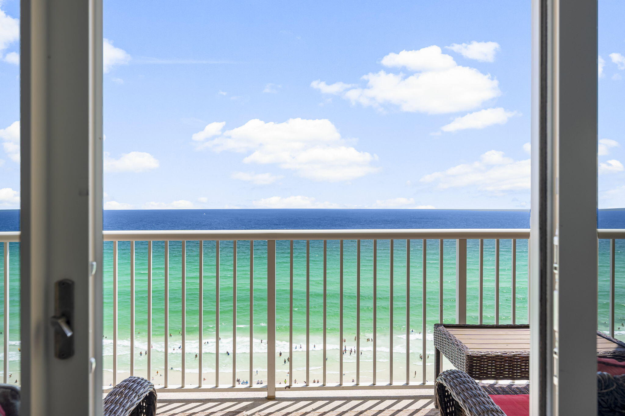 MAJESTIC BEACH TOWERS I - Residential