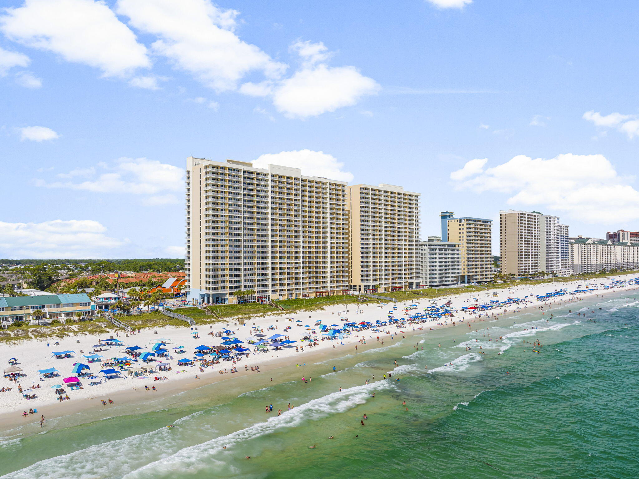 MAJESTIC BEACH TOWERS I - Residential