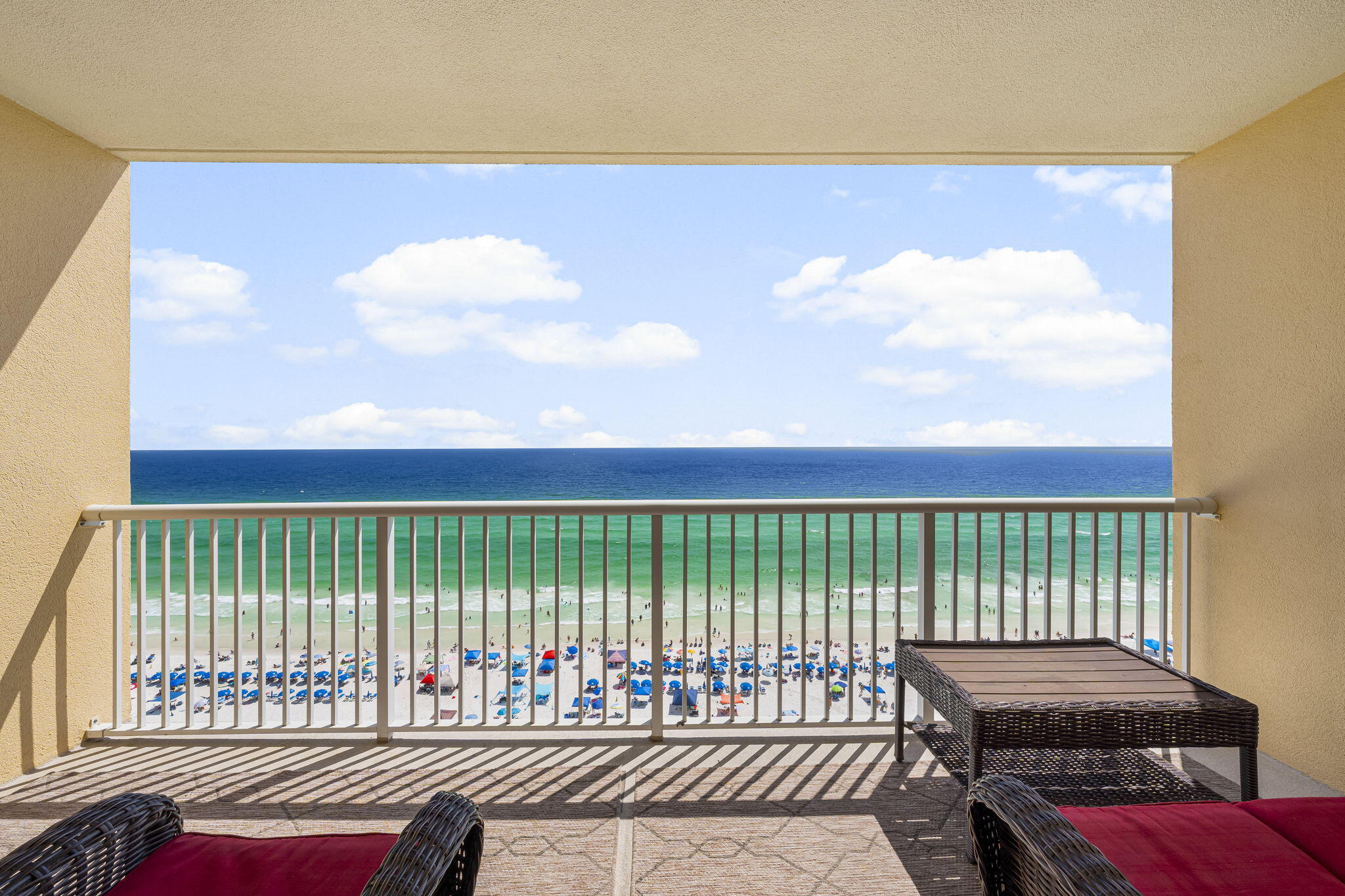 MAJESTIC BEACH TOWERS I - Residential