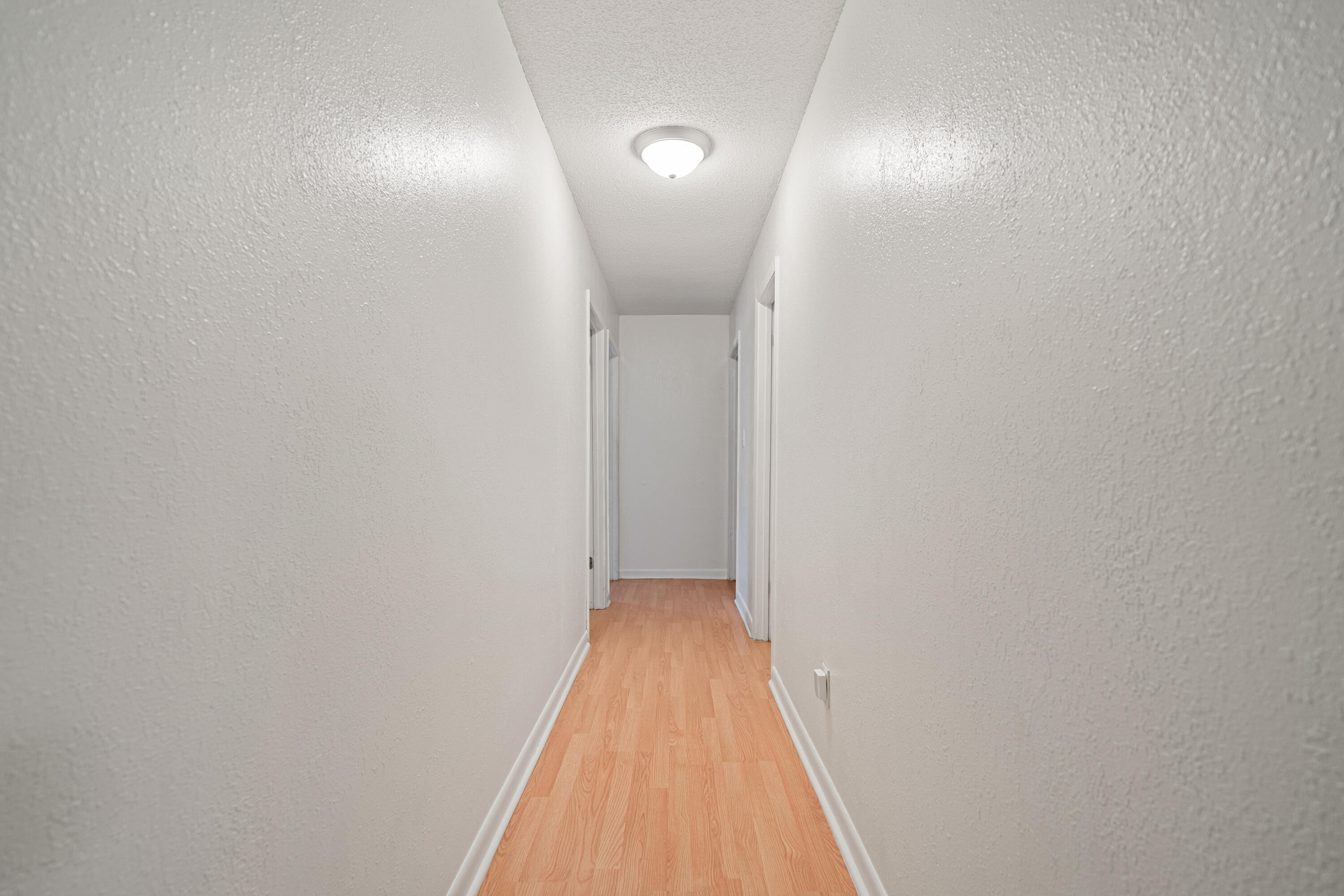 MCLAUGHLIN & HARRIS - Residential