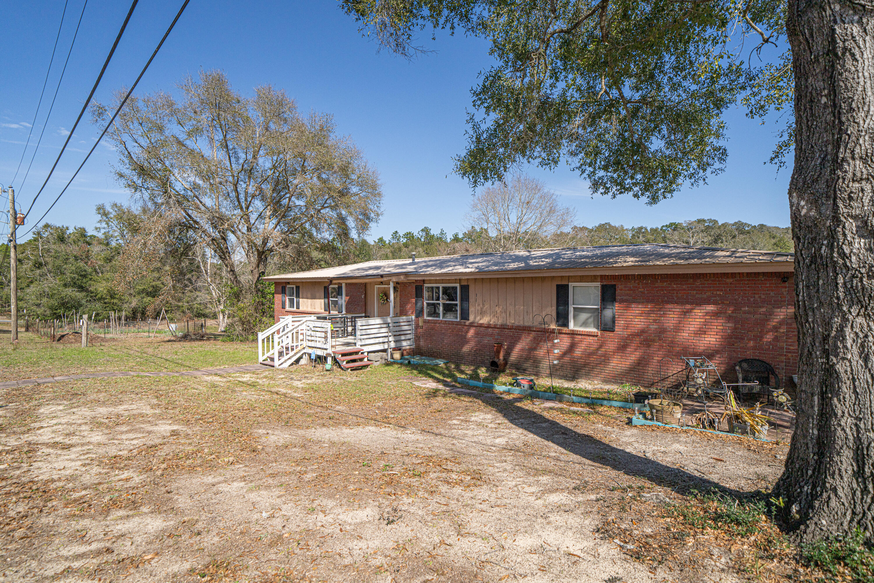 MCLAUGHLIN & HARRIS - Residential