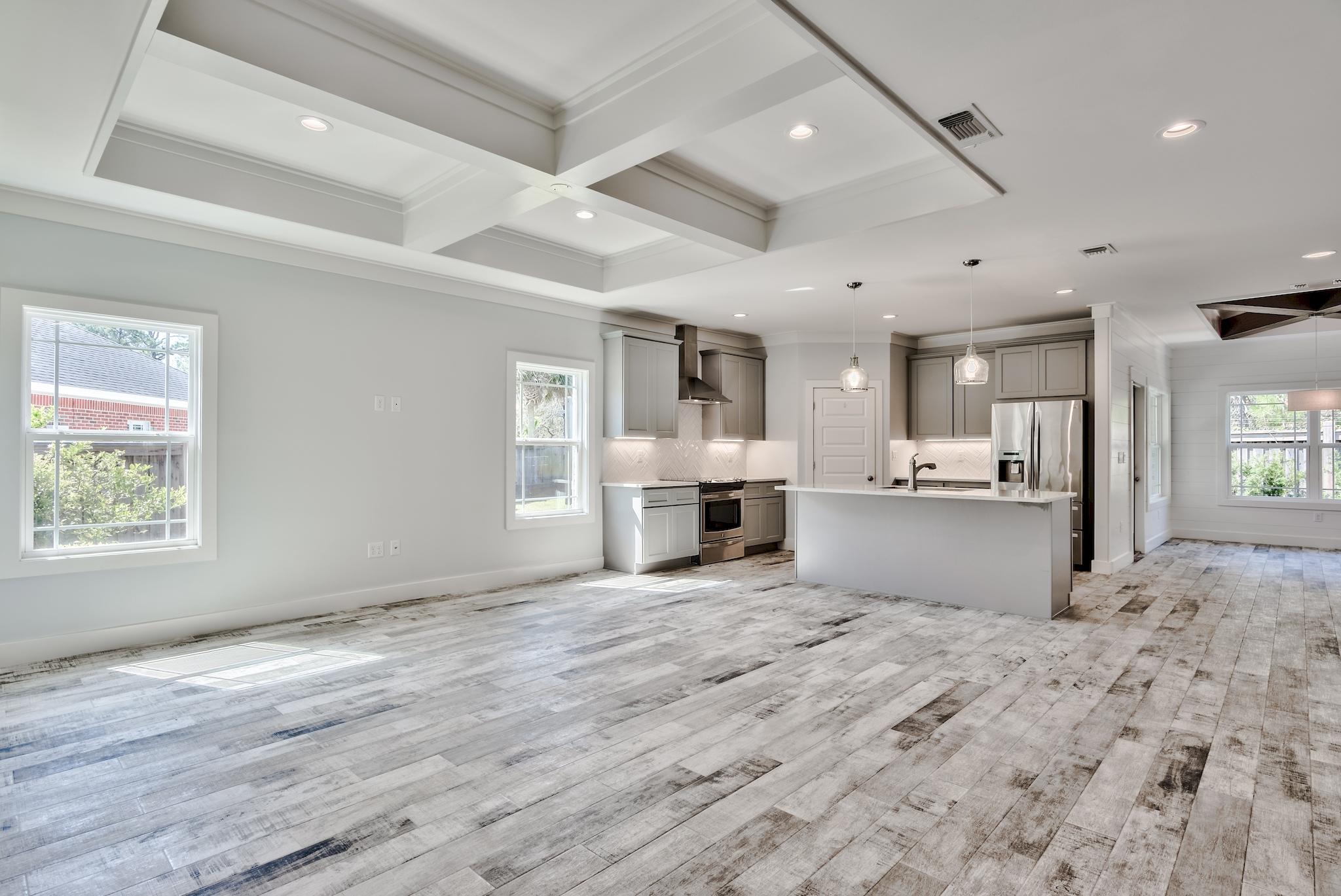 INDIAN TRAIL ESTATES - Residential