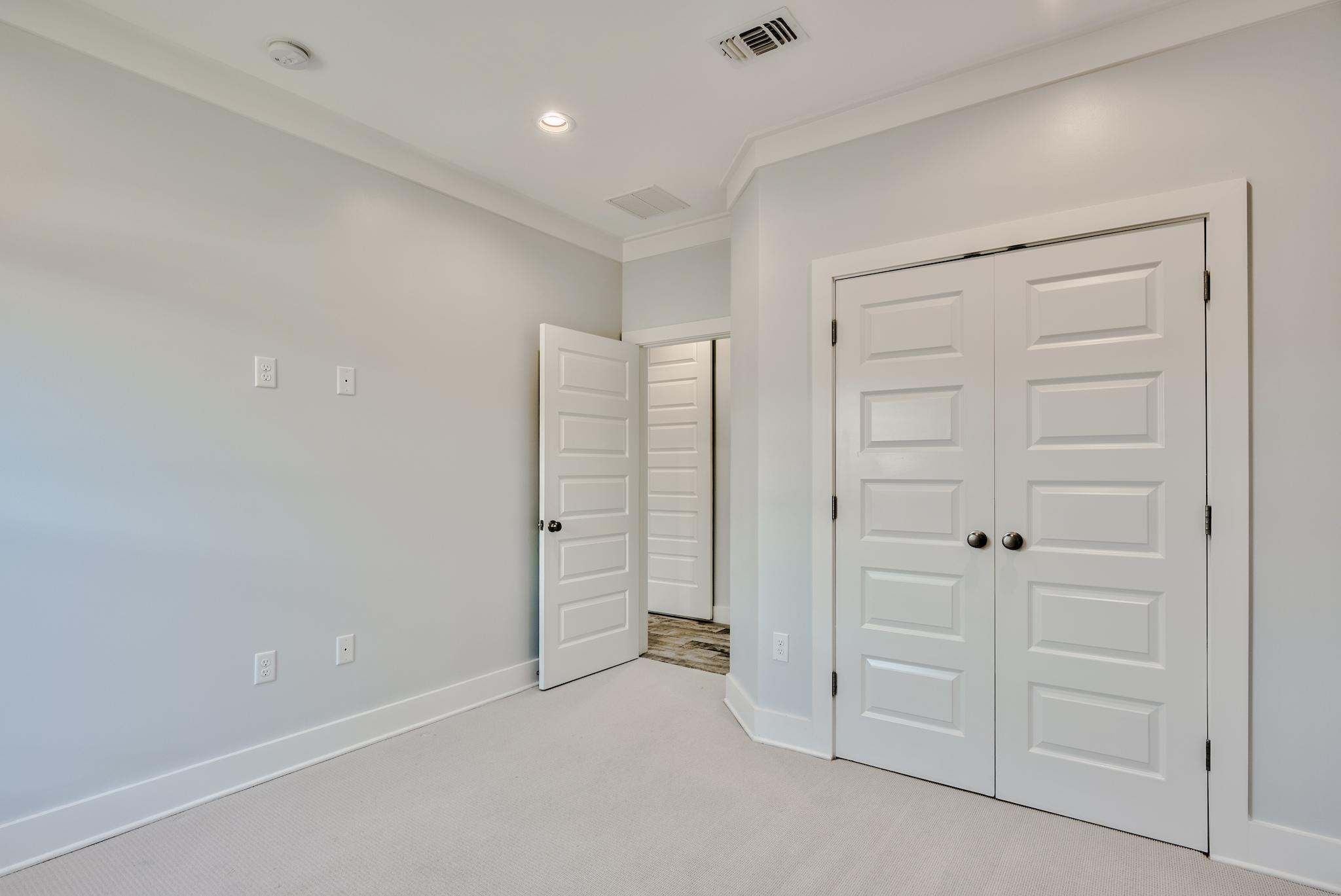 INDIAN TRAIL ESTATES - Residential