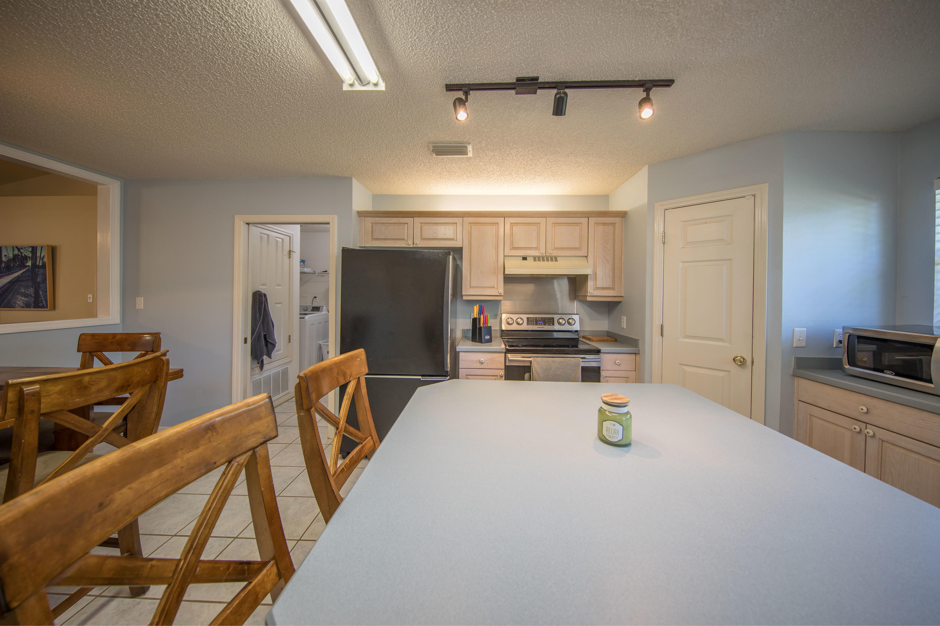 LEGEND COVE - Residential