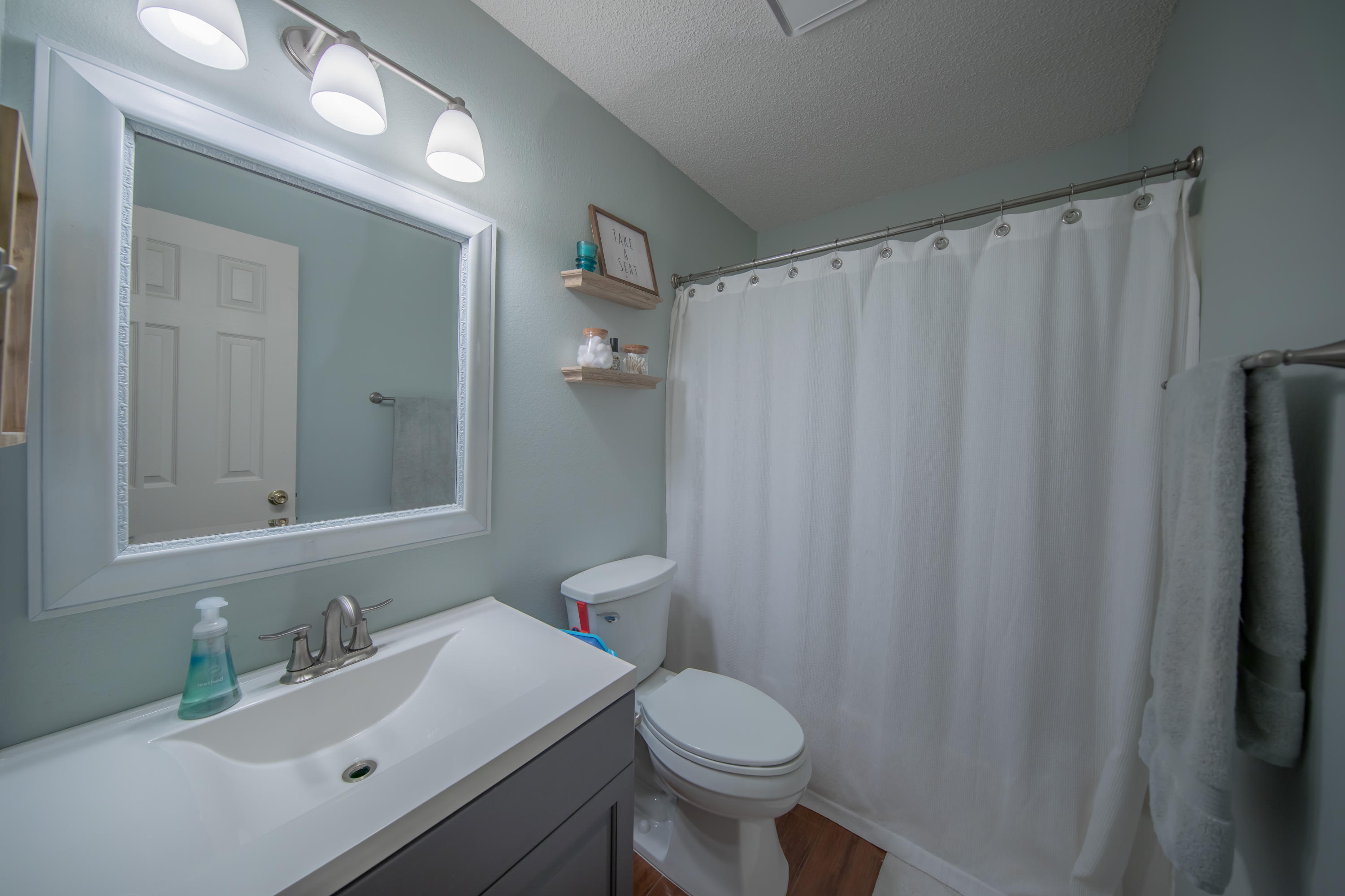 LEGEND COVE - Residential