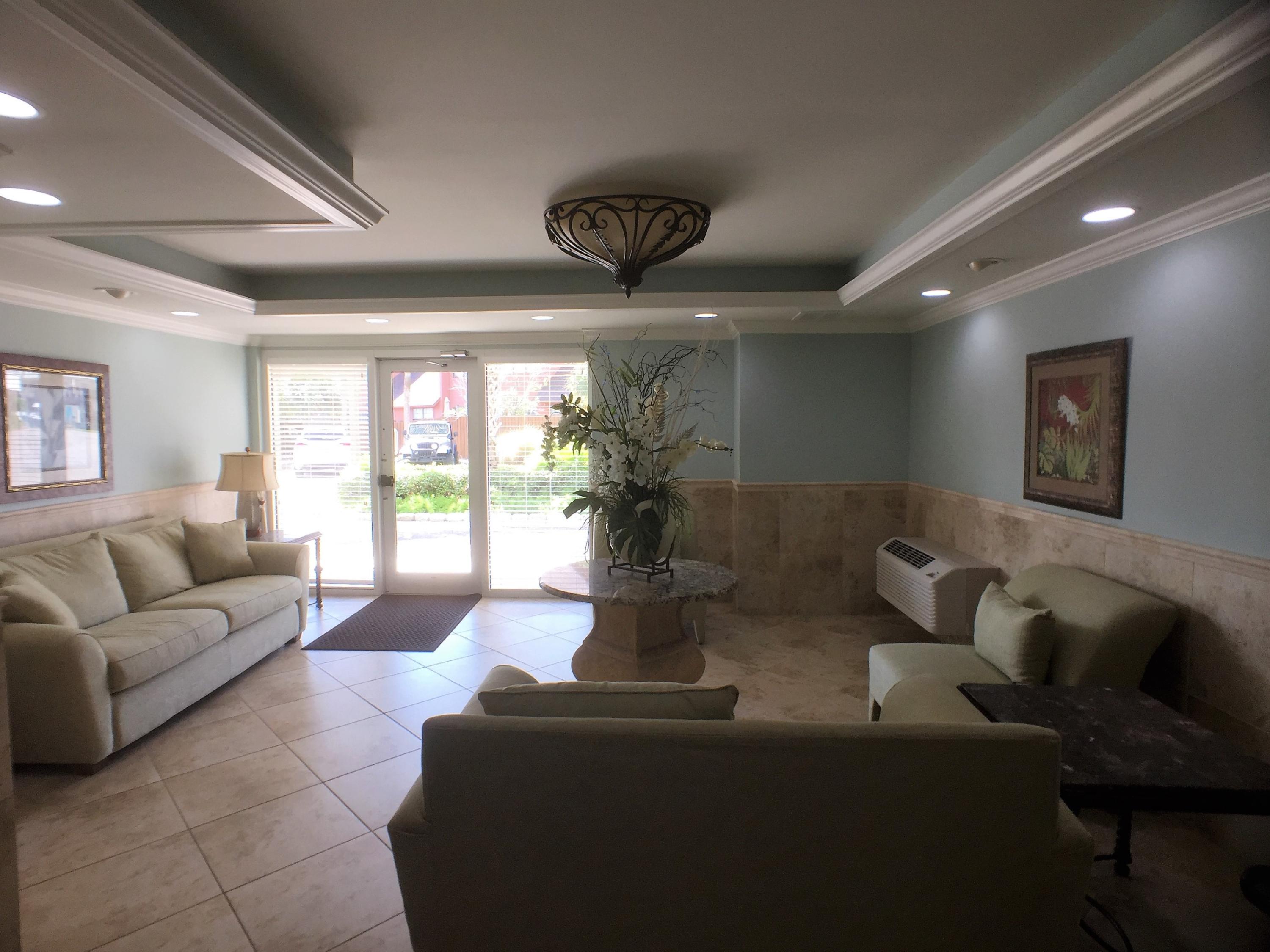 SUN KING TOWERS PH 1 - Residential Lease