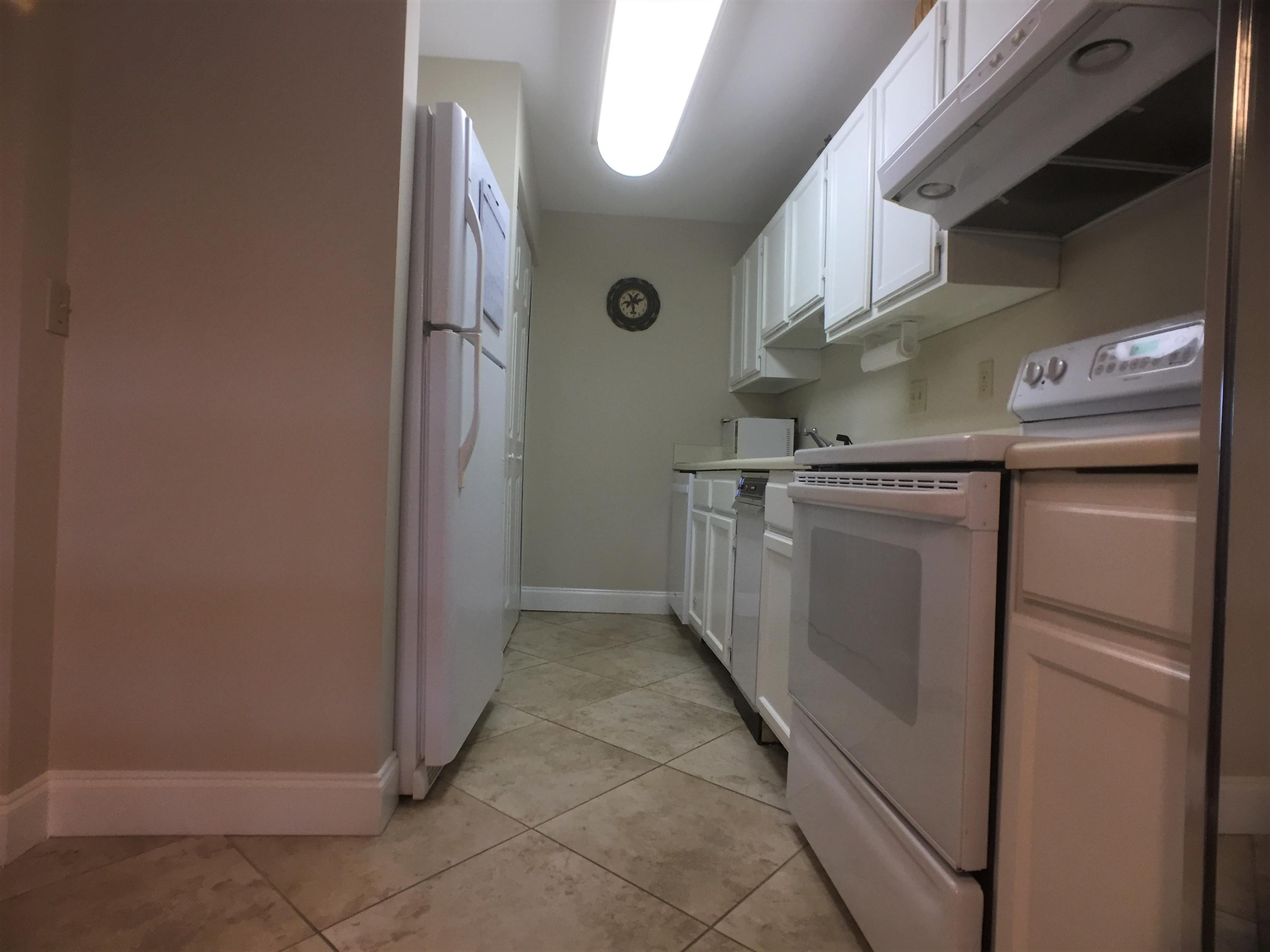 SUN KING TOWERS PH 1 - Residential Lease