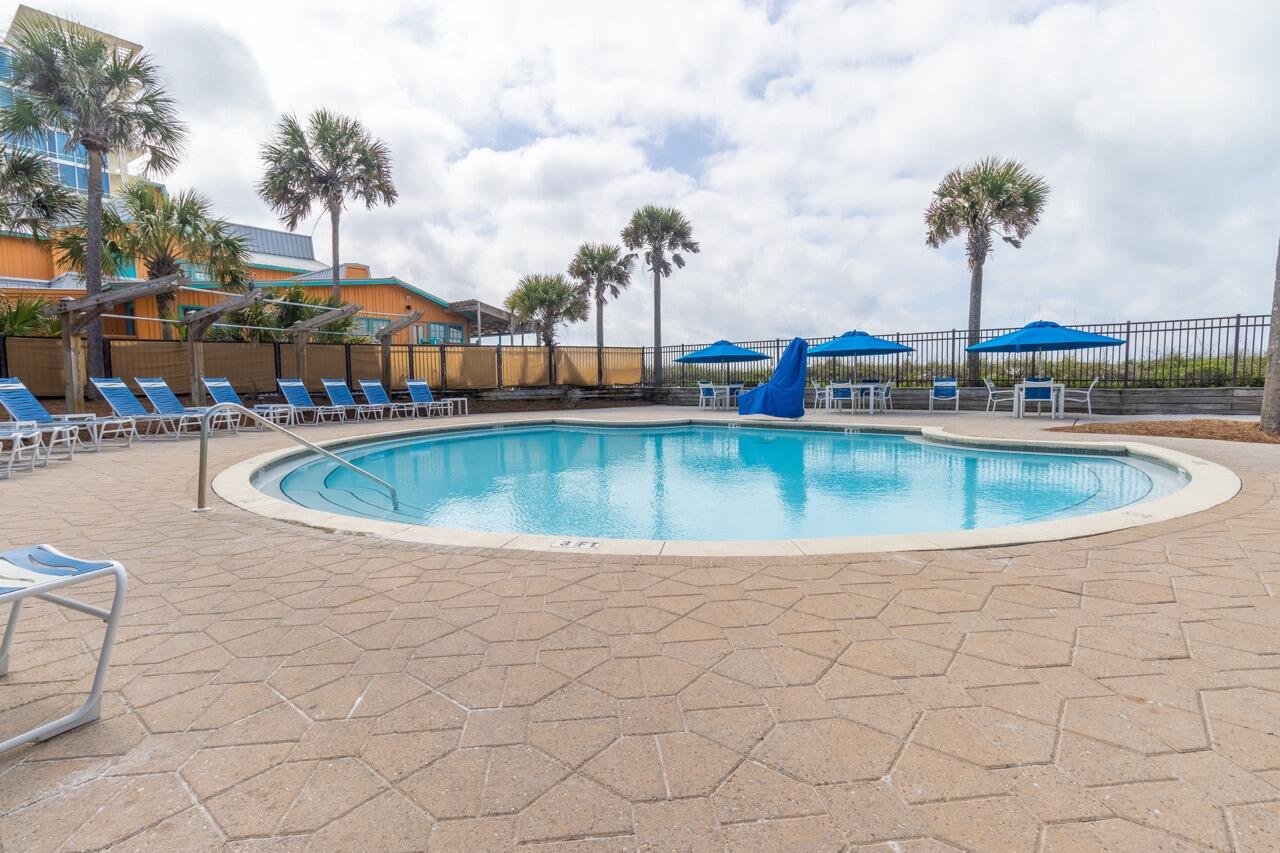 STERLING SHORES - Residential