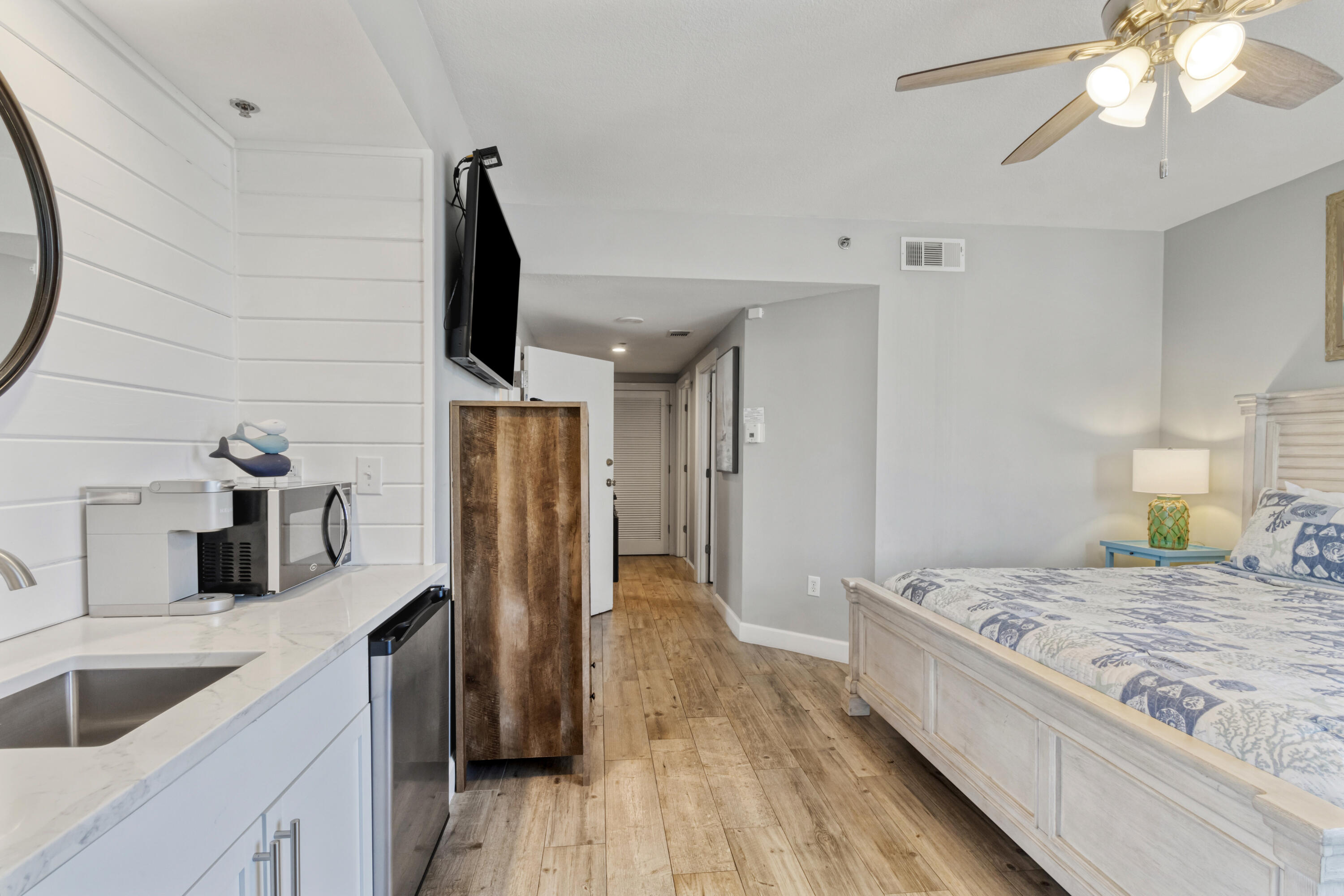 STERLING SHORES - Residential
