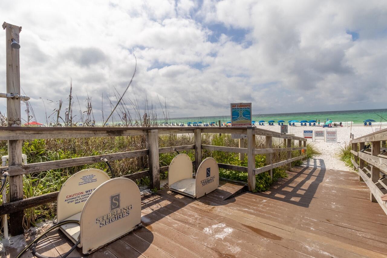 STERLING SHORES - Residential