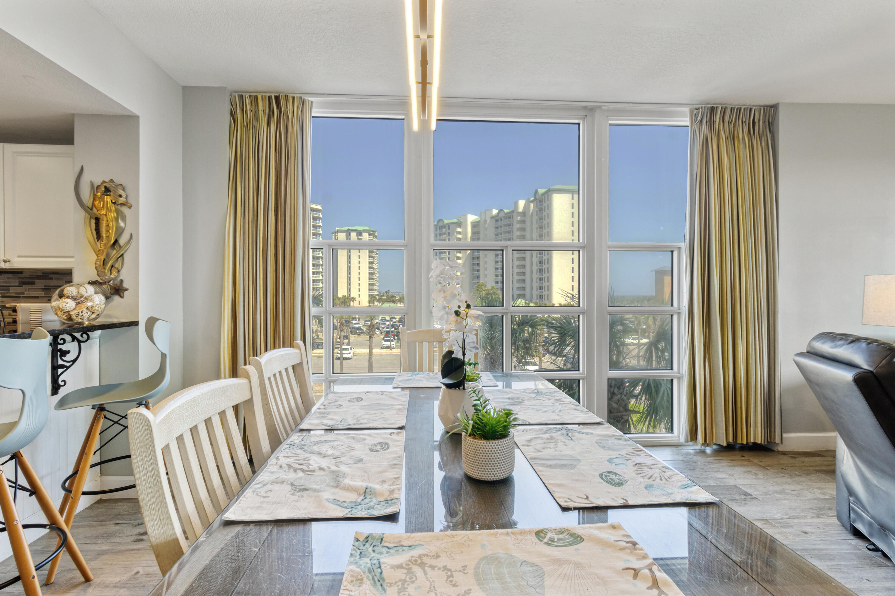 STERLING SHORES - Residential