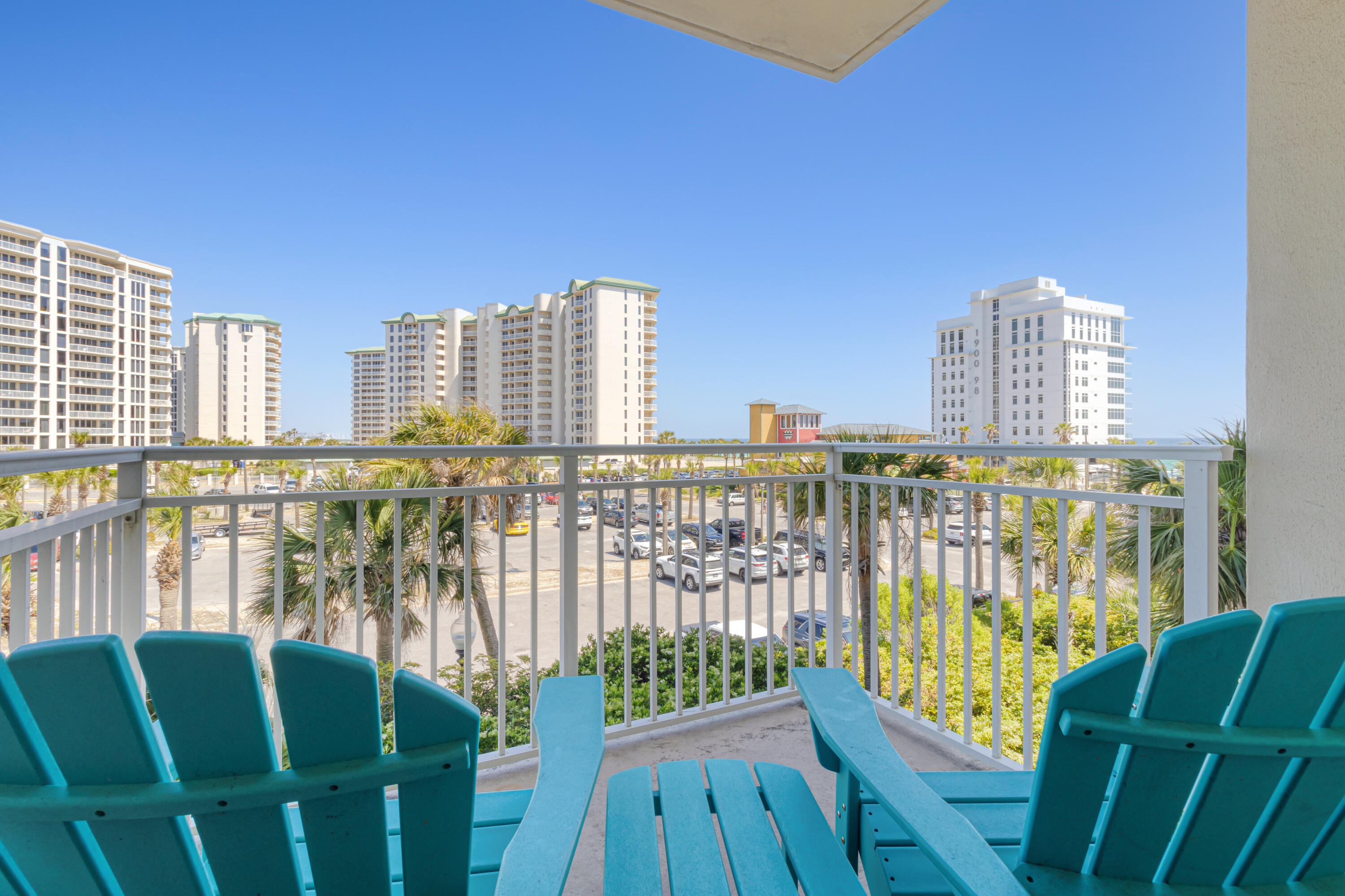STERLING SHORES - Residential