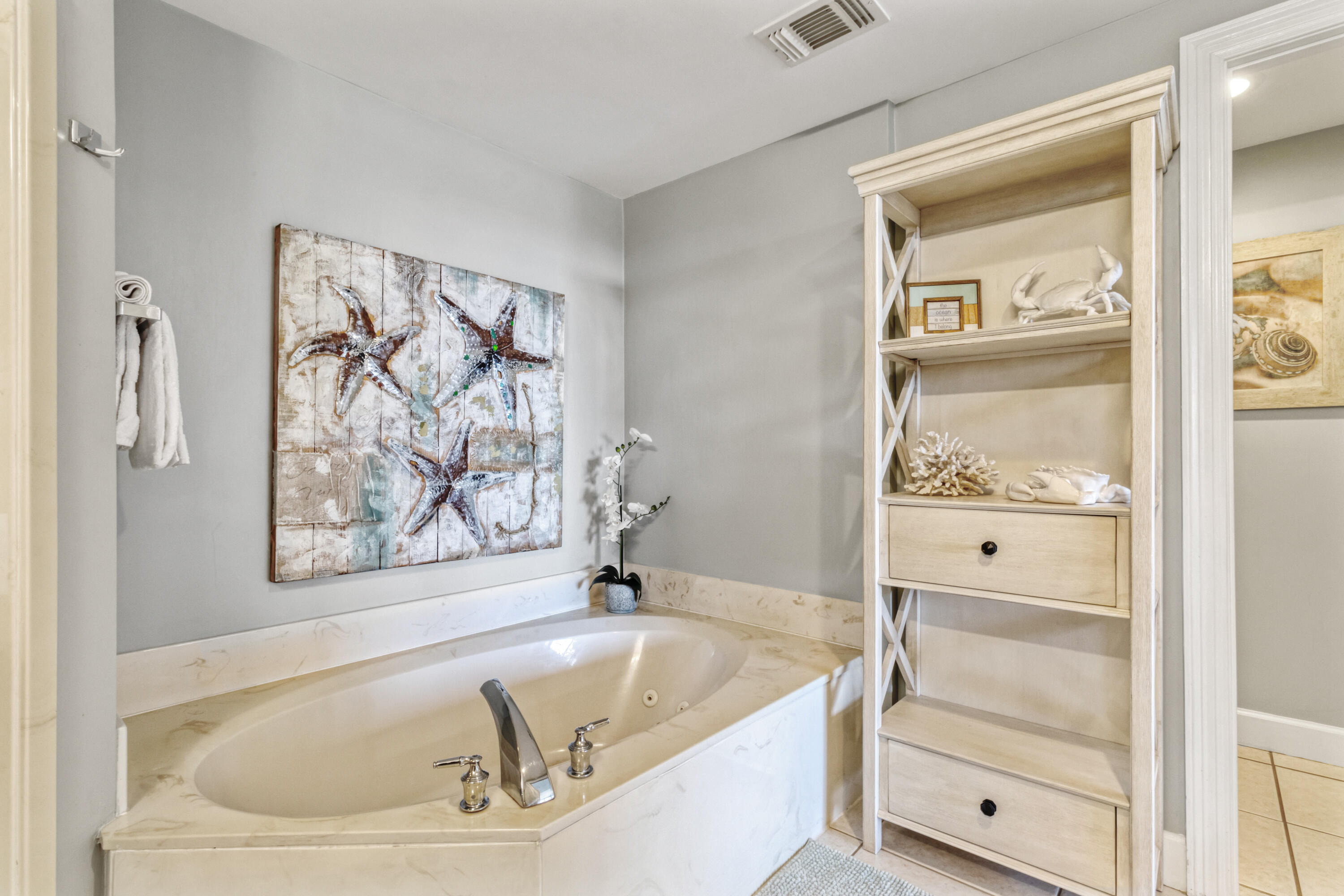 STERLING SHORES - Residential