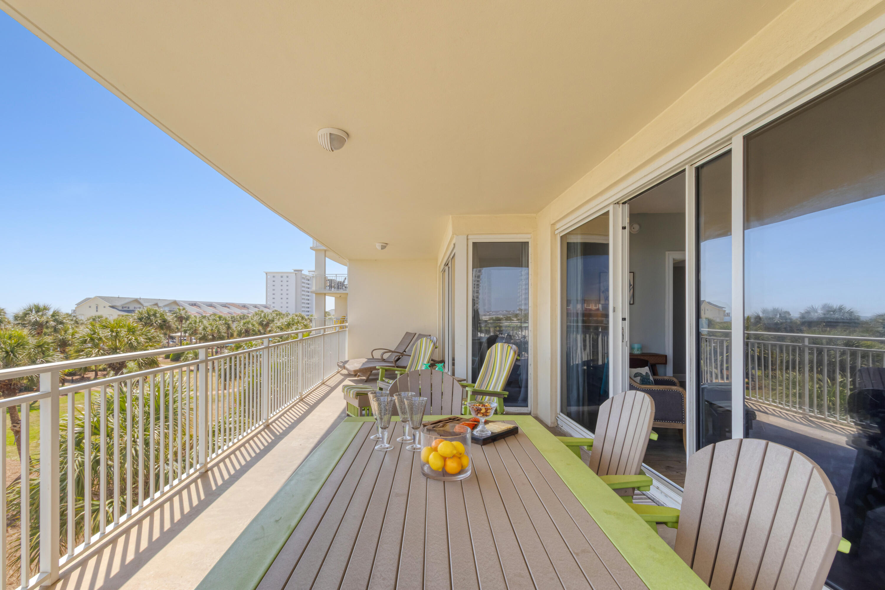STERLING SHORES - Residential