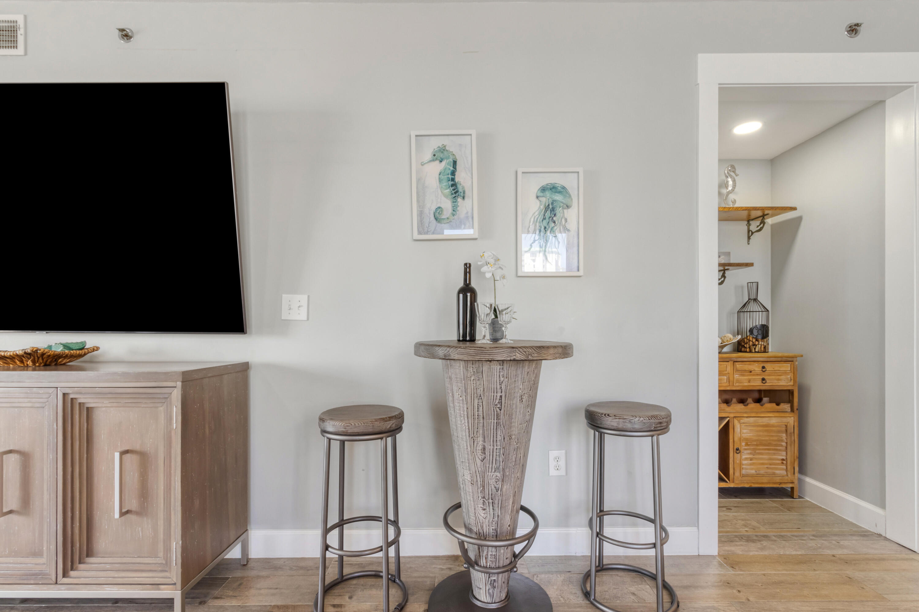 STERLING SHORES - Residential
