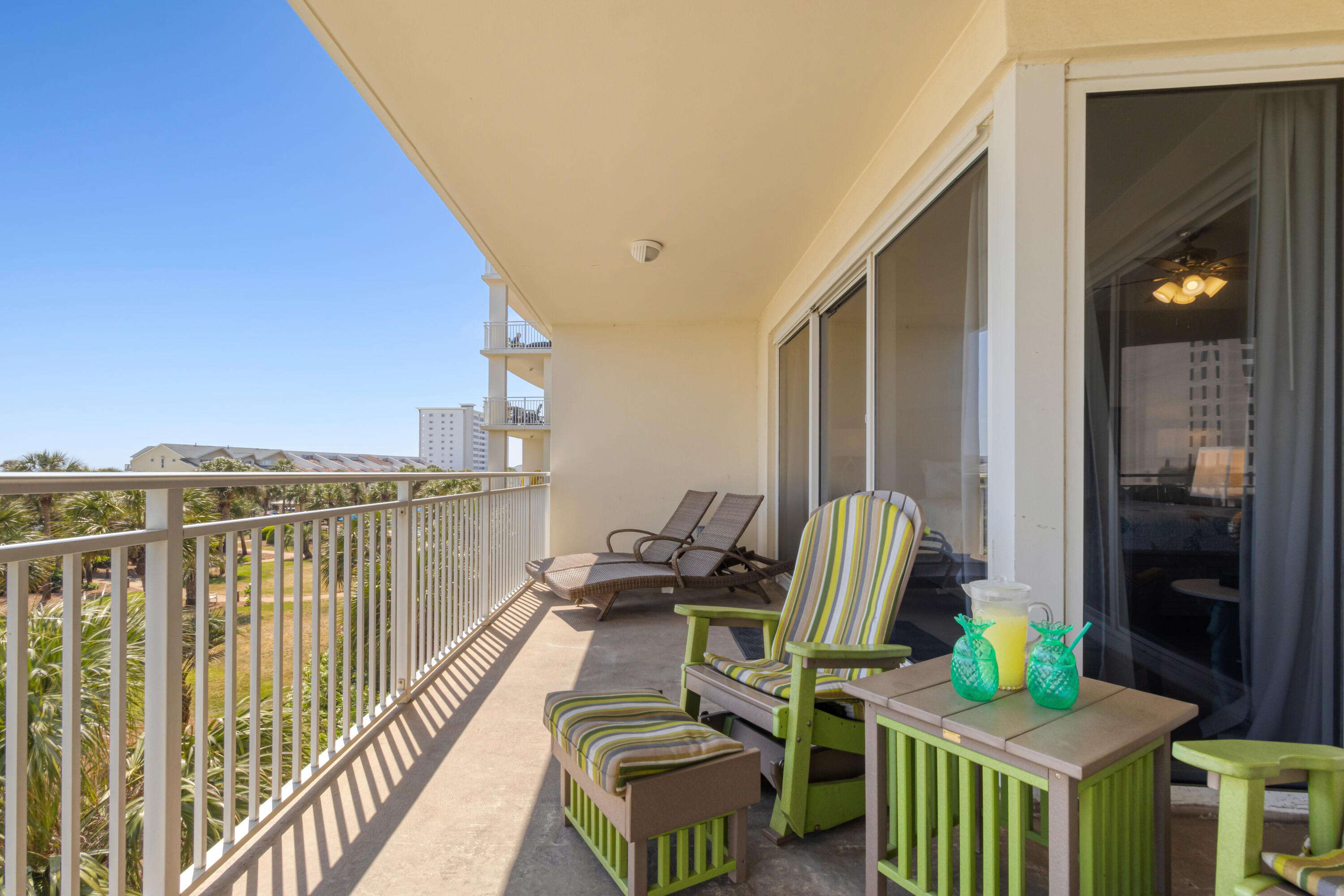 STERLING SHORES - Residential