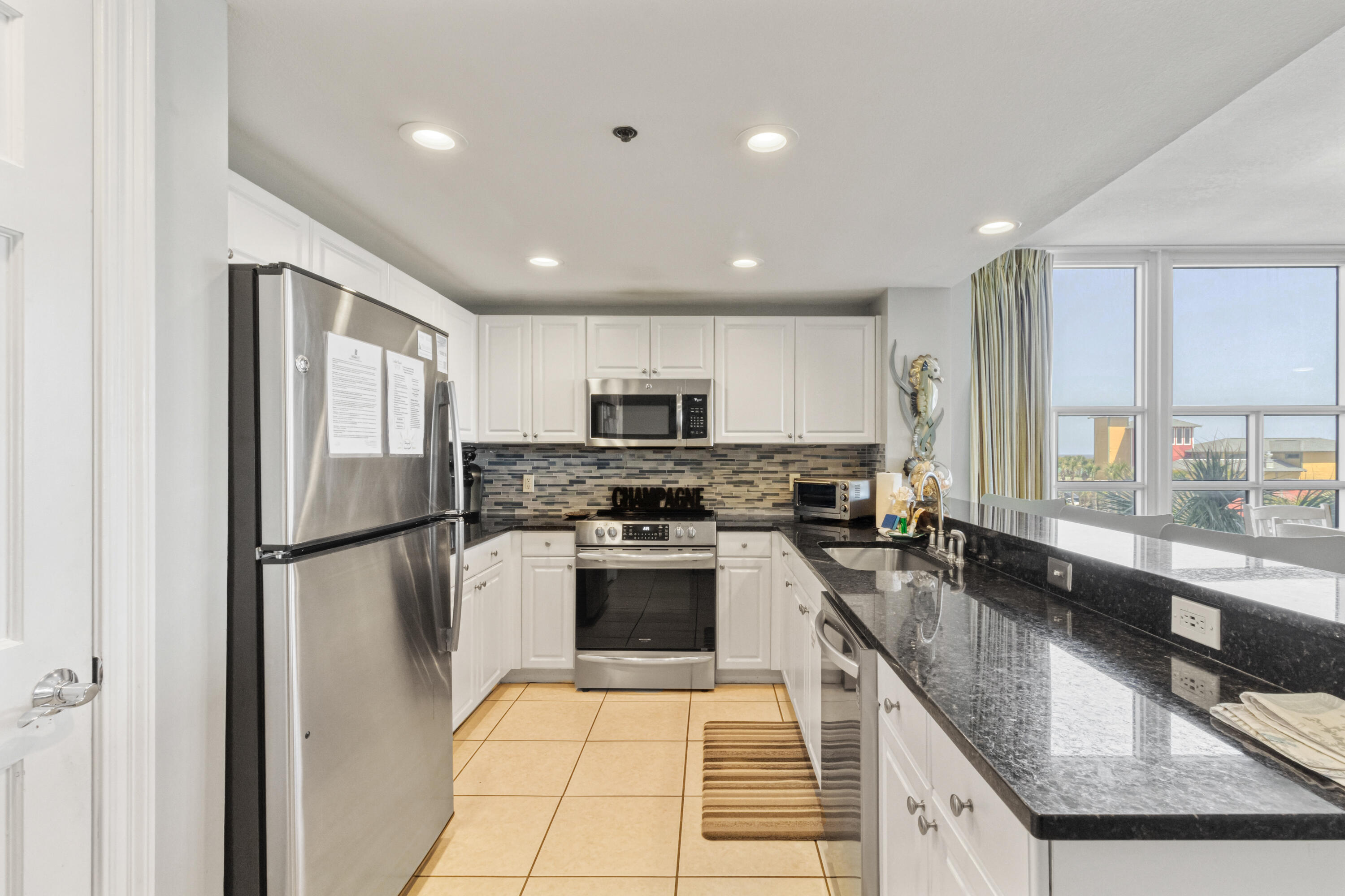 STERLING SHORES - Residential