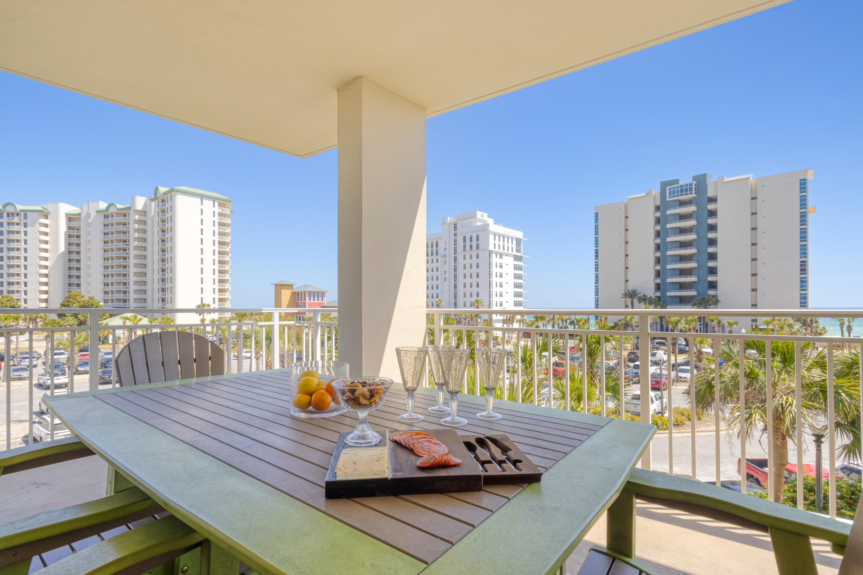 STERLING SHORES - Residential