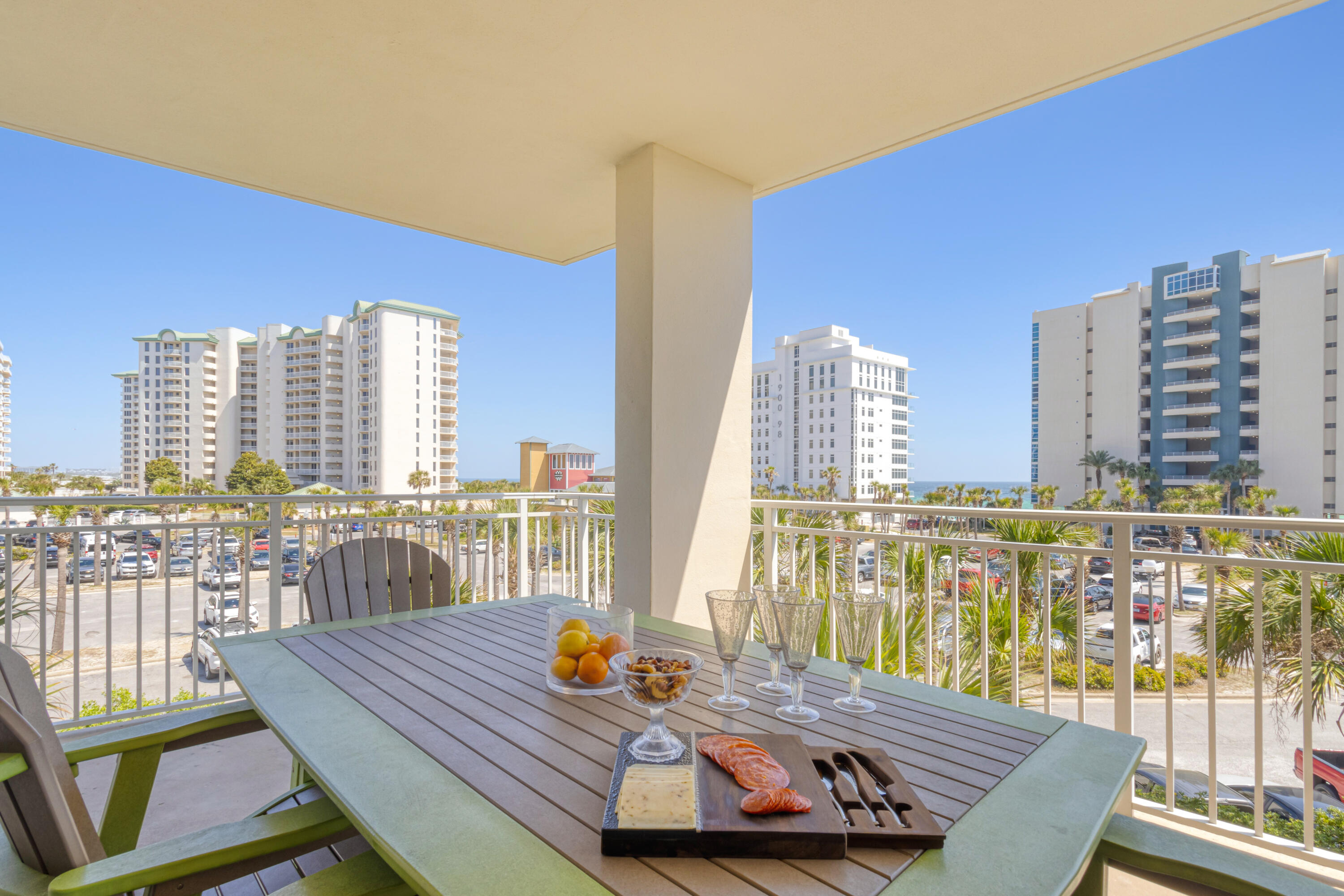 STERLING SHORES - Residential