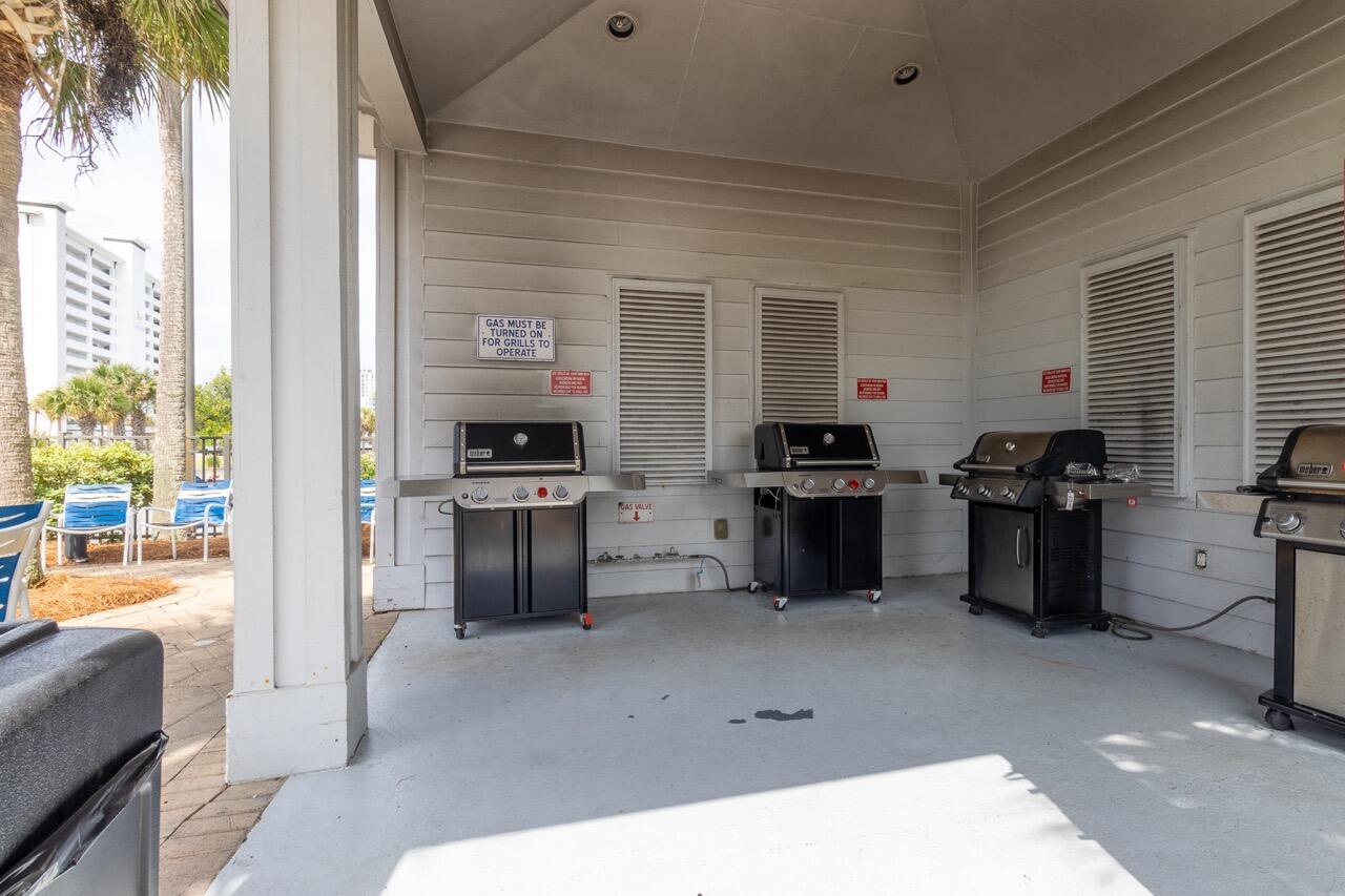 STERLING SHORES - Residential