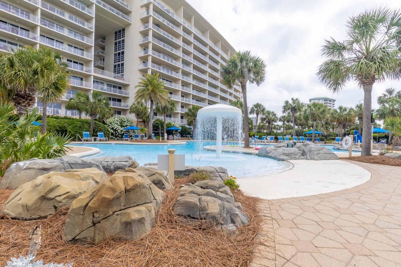 STERLING SHORES - Residential