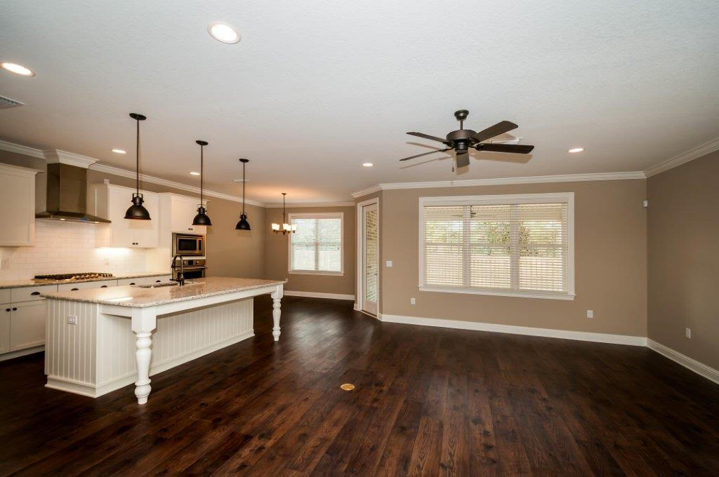 HAMMOCK BAY - Residential