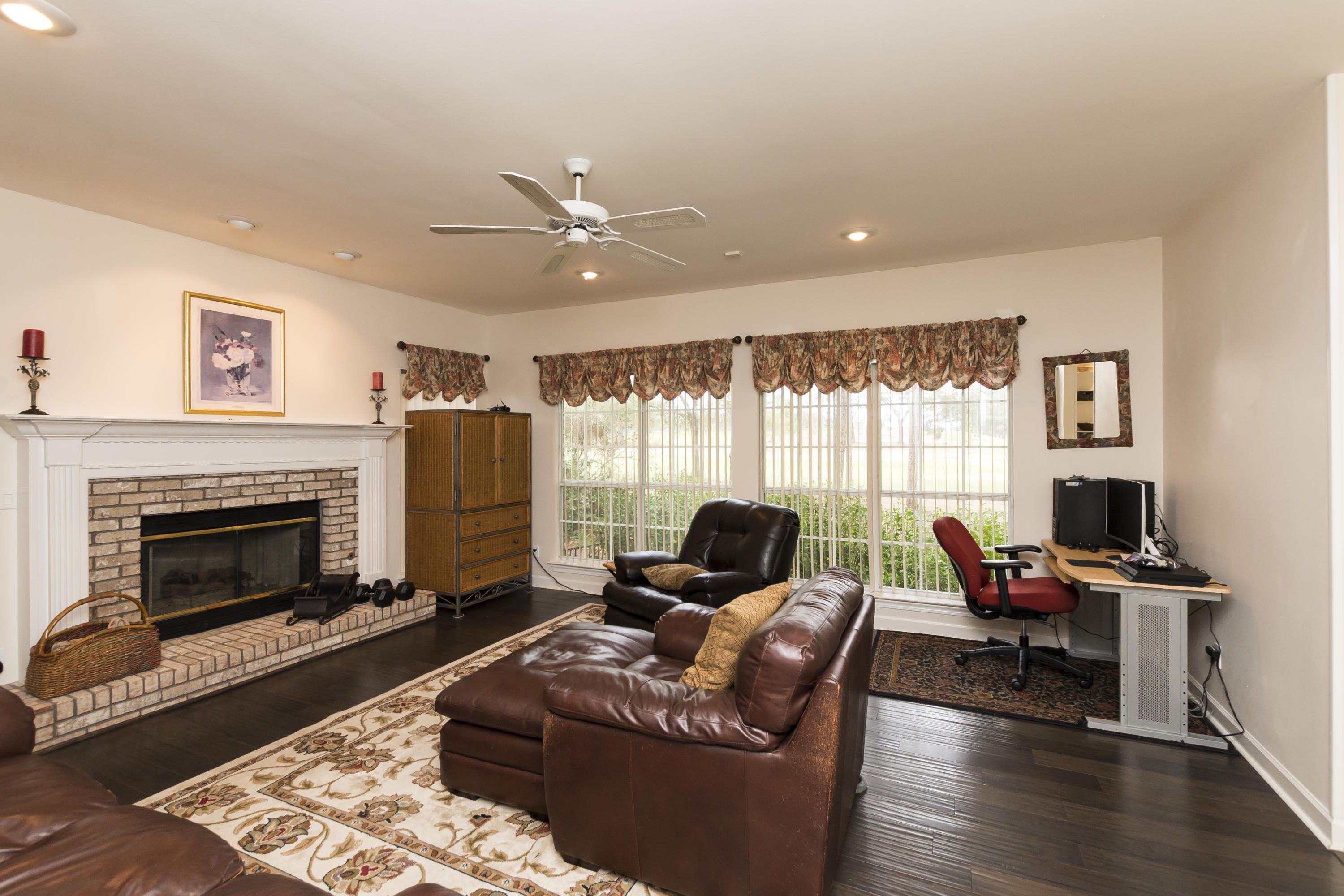 ROCKY BAYOU COUNTRY CLUB ESTATES 5 - Residential