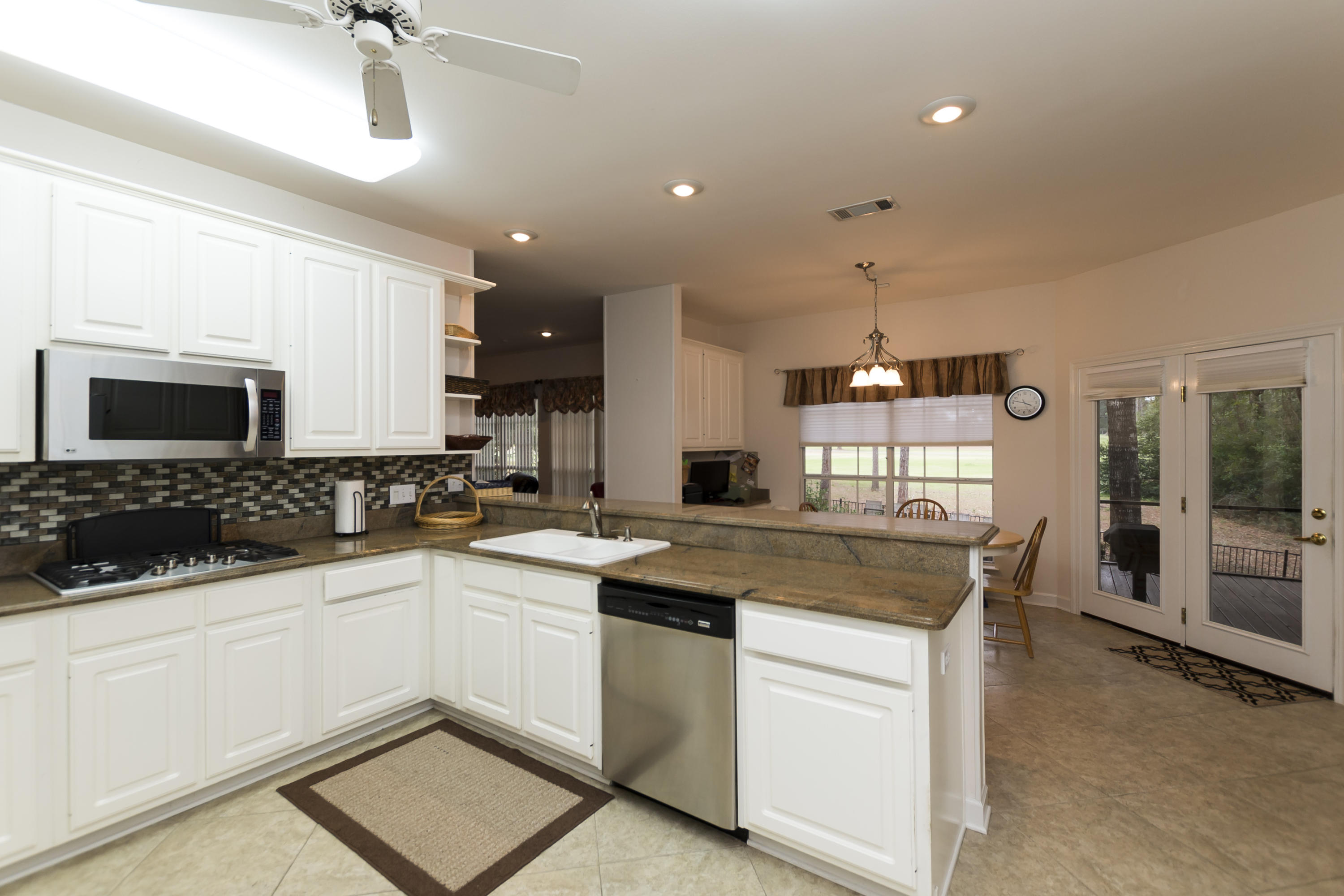 ROCKY BAYOU COUNTRY CLUB ESTATES 5 - Residential