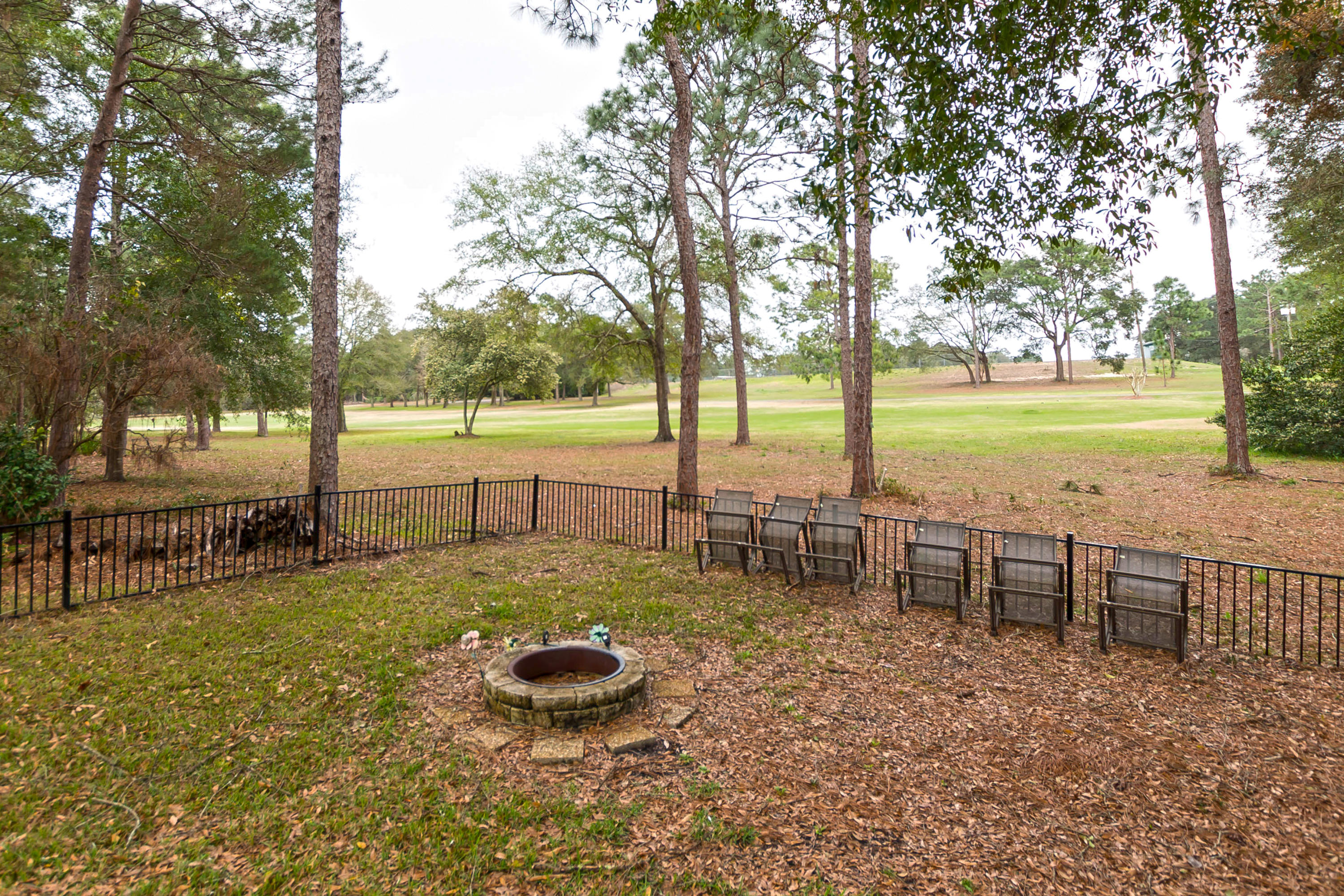 ROCKY BAYOU COUNTRY CLUB ESTATES 5 - Residential