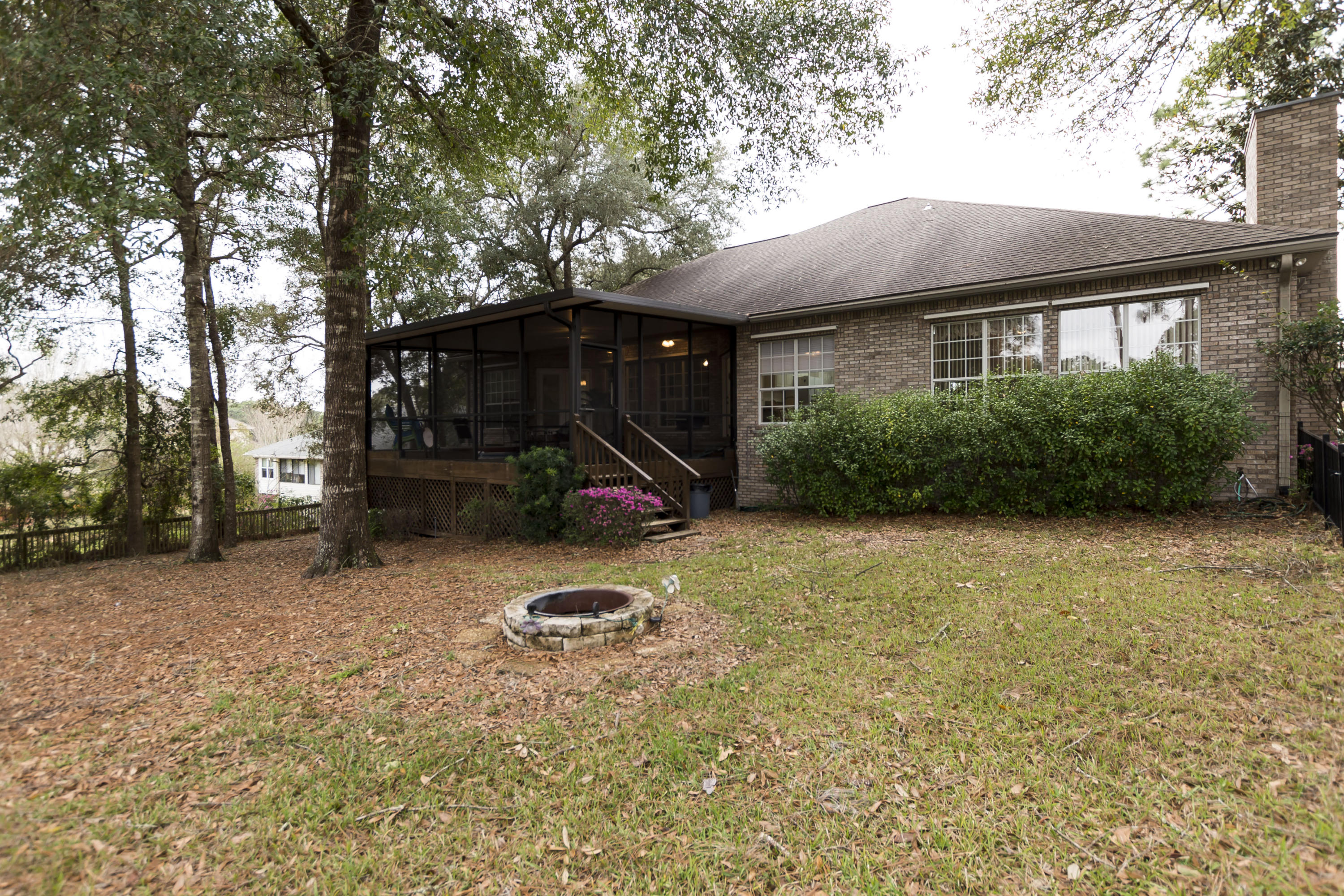 ROCKY BAYOU COUNTRY CLUB ESTATES 5 - Residential