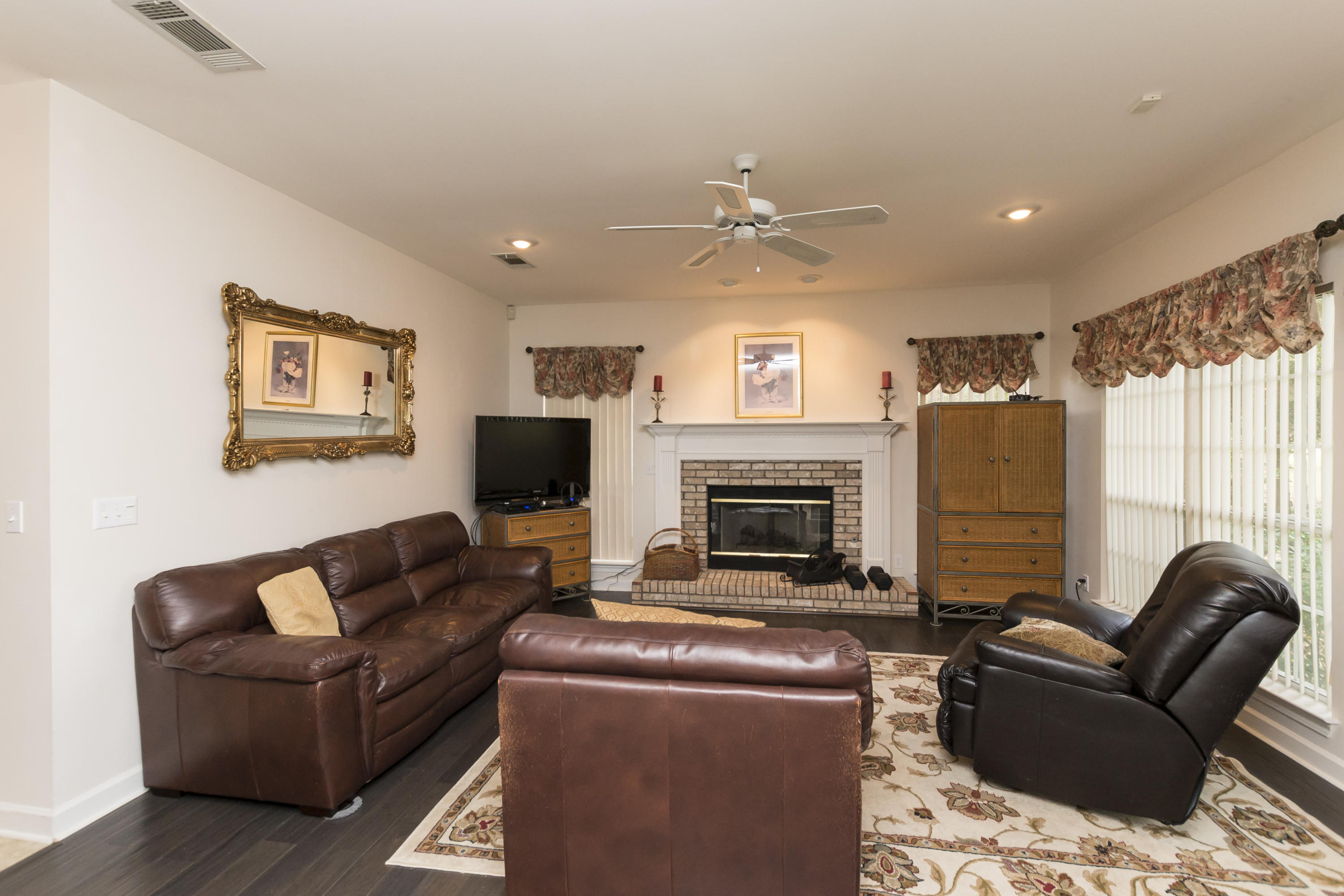 ROCKY BAYOU COUNTRY CLUB ESTATES 5 - Residential